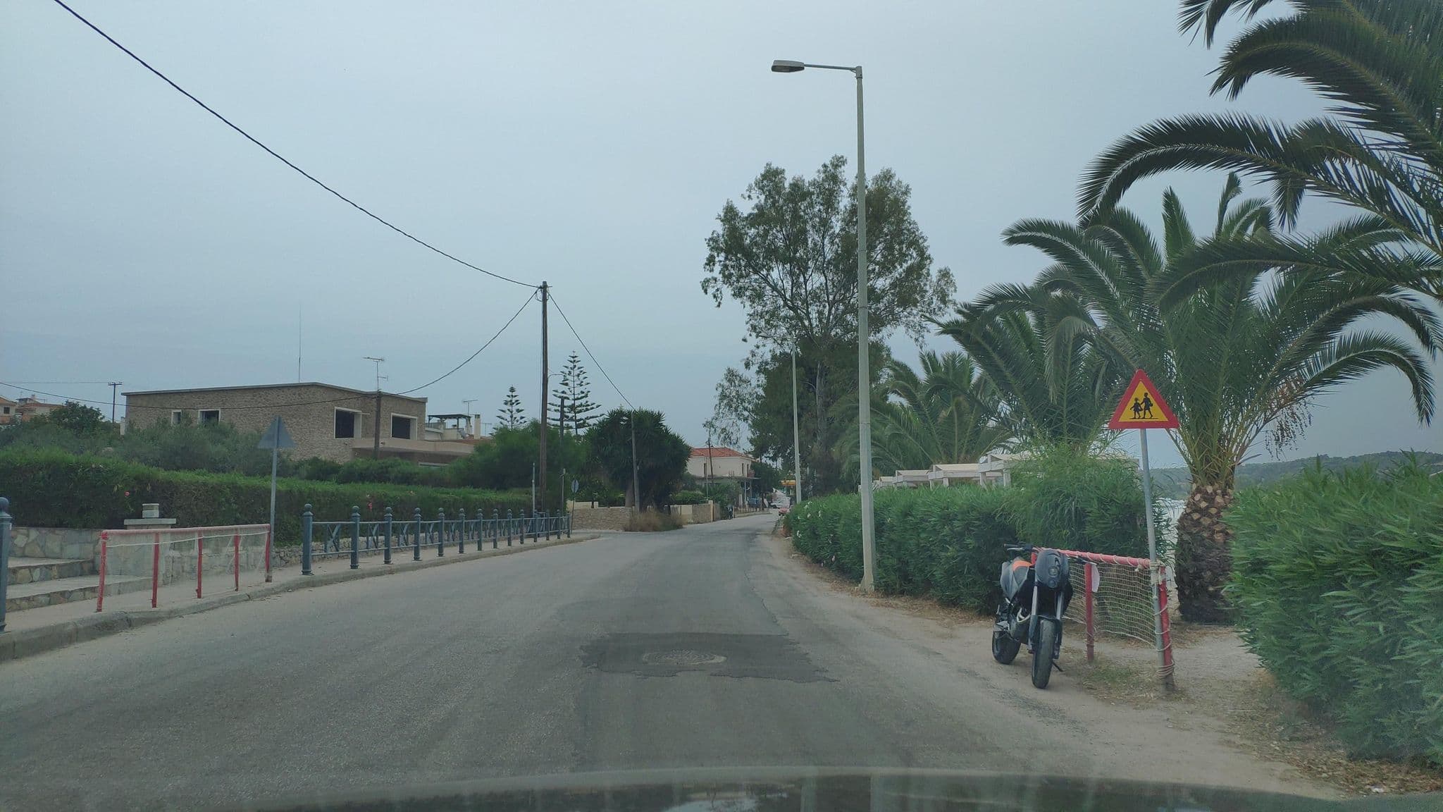 Street view near Nautica Bay, Pórto Chéli — © pppetros (CC BY-SA · Mapillary)