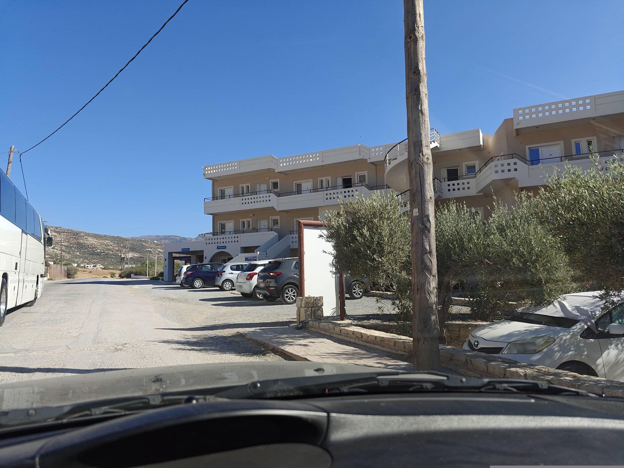 Street view near Falasarna bay, Kíssamos — © grkpete (CC BY-SA · Mapillary)