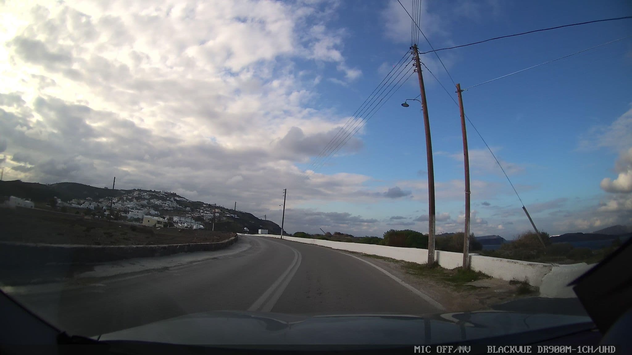 Street view near Santorini view, Emporeío — © jthnz (CC BY-SA · Mapillary)