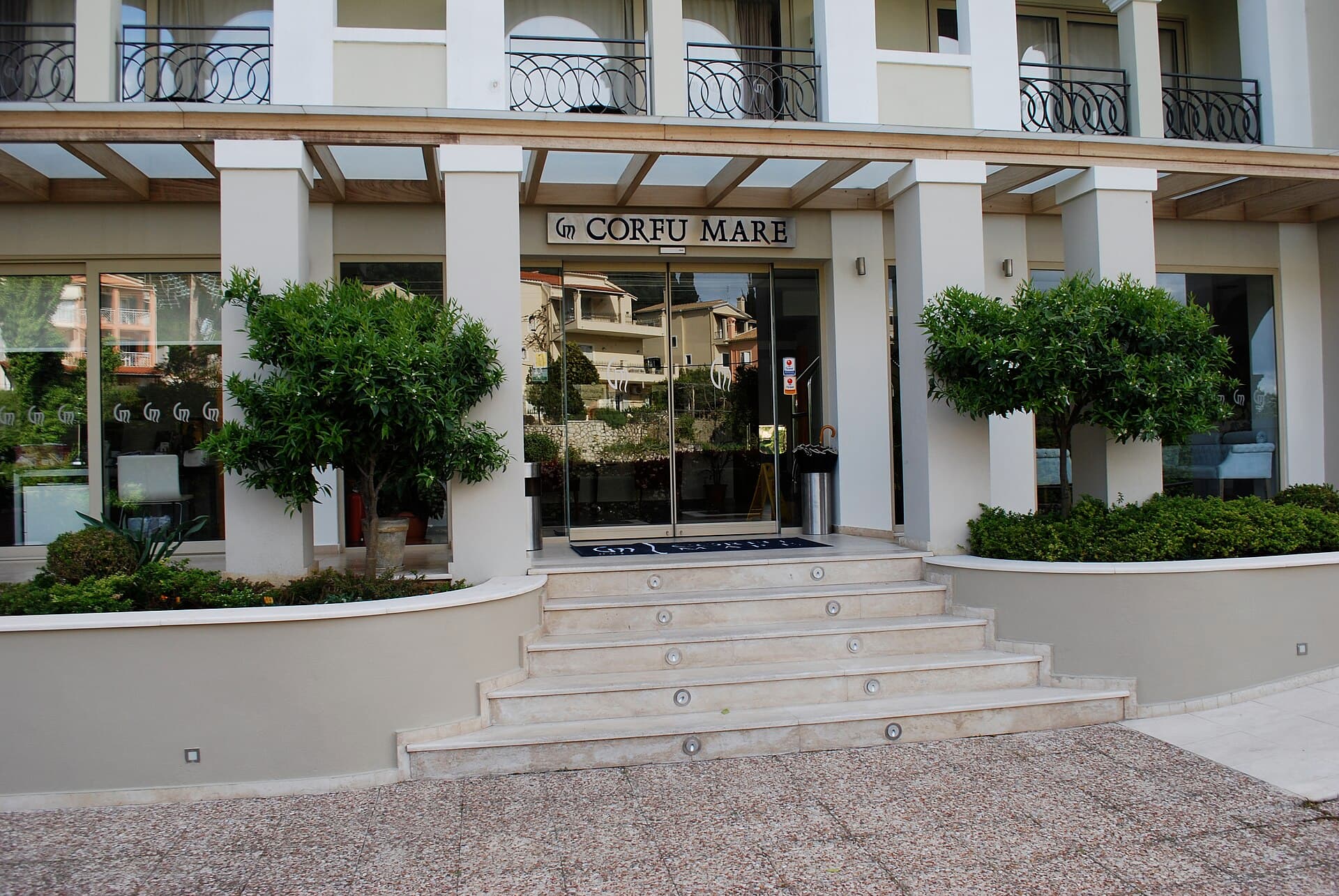 Corfu Mare Boutique Hotel (via Wikimedia Commons, CC BY-SA 3.0)