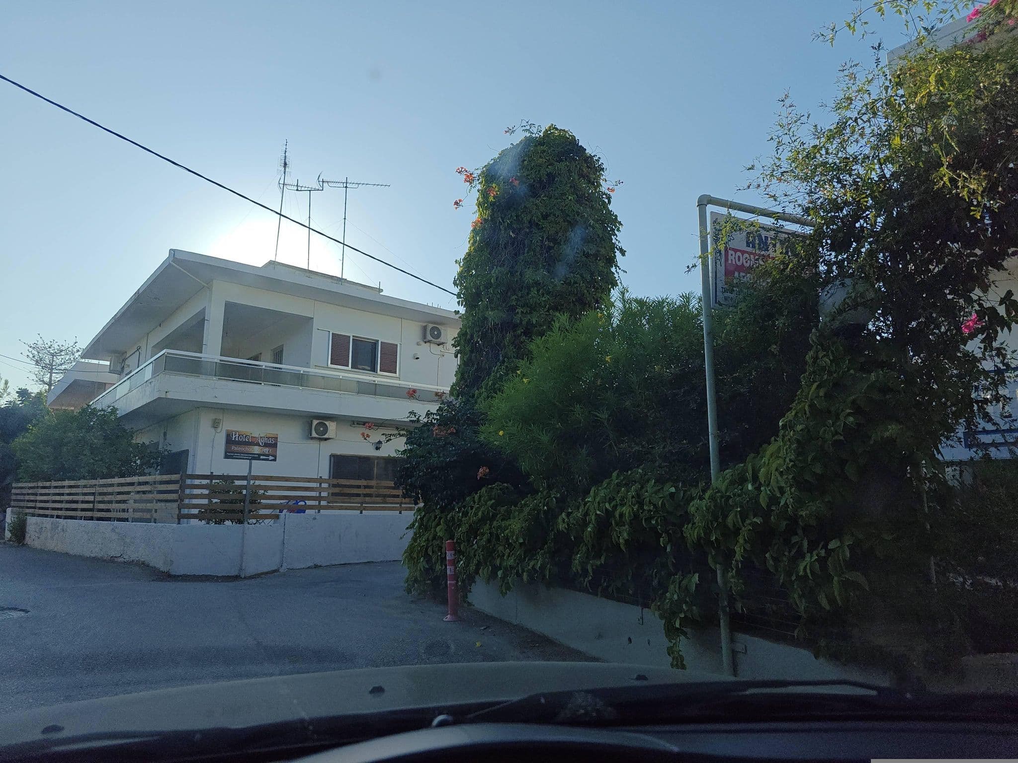 Street view near Lissos 2, Palaióchora