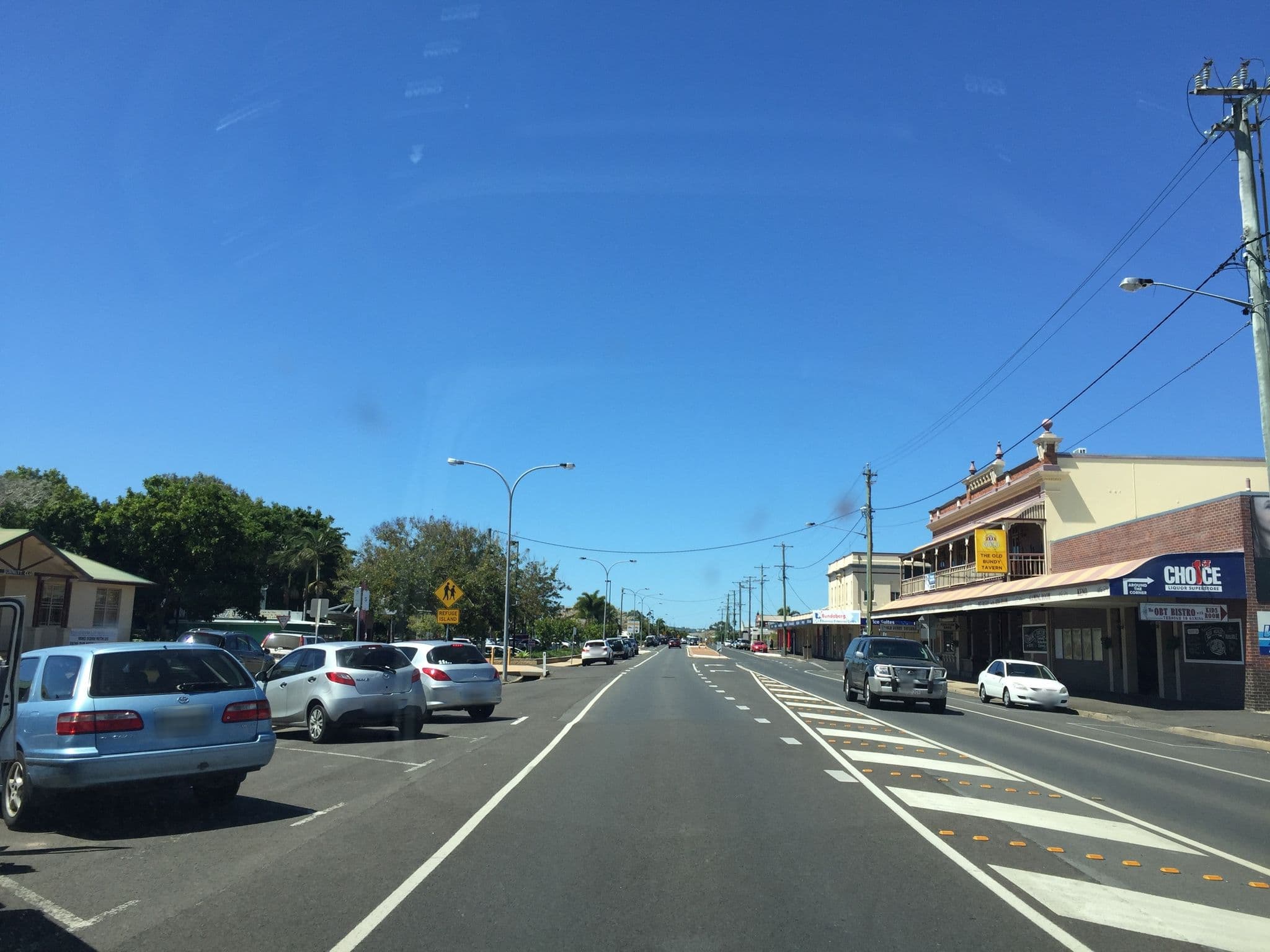 Street view near Burnett Riverside, Bundaberg — © vagrant42 (CC BY-SA · Mapillary)