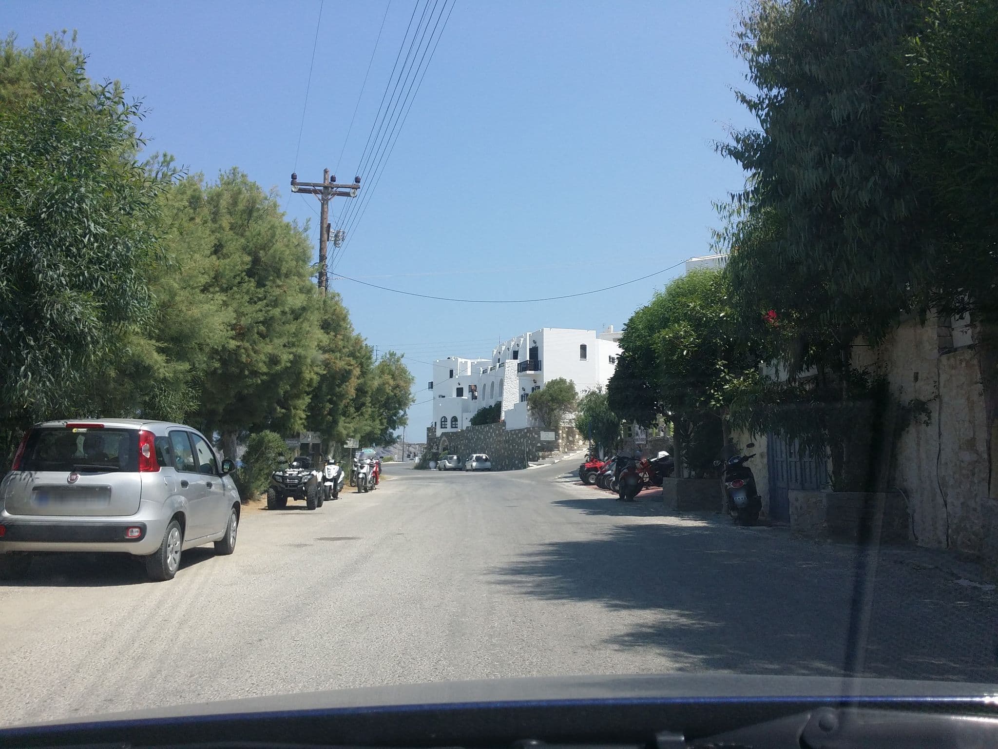 Street view near Hotel Manos, Páros — © pppetros (CC BY-SA · Mapillary)