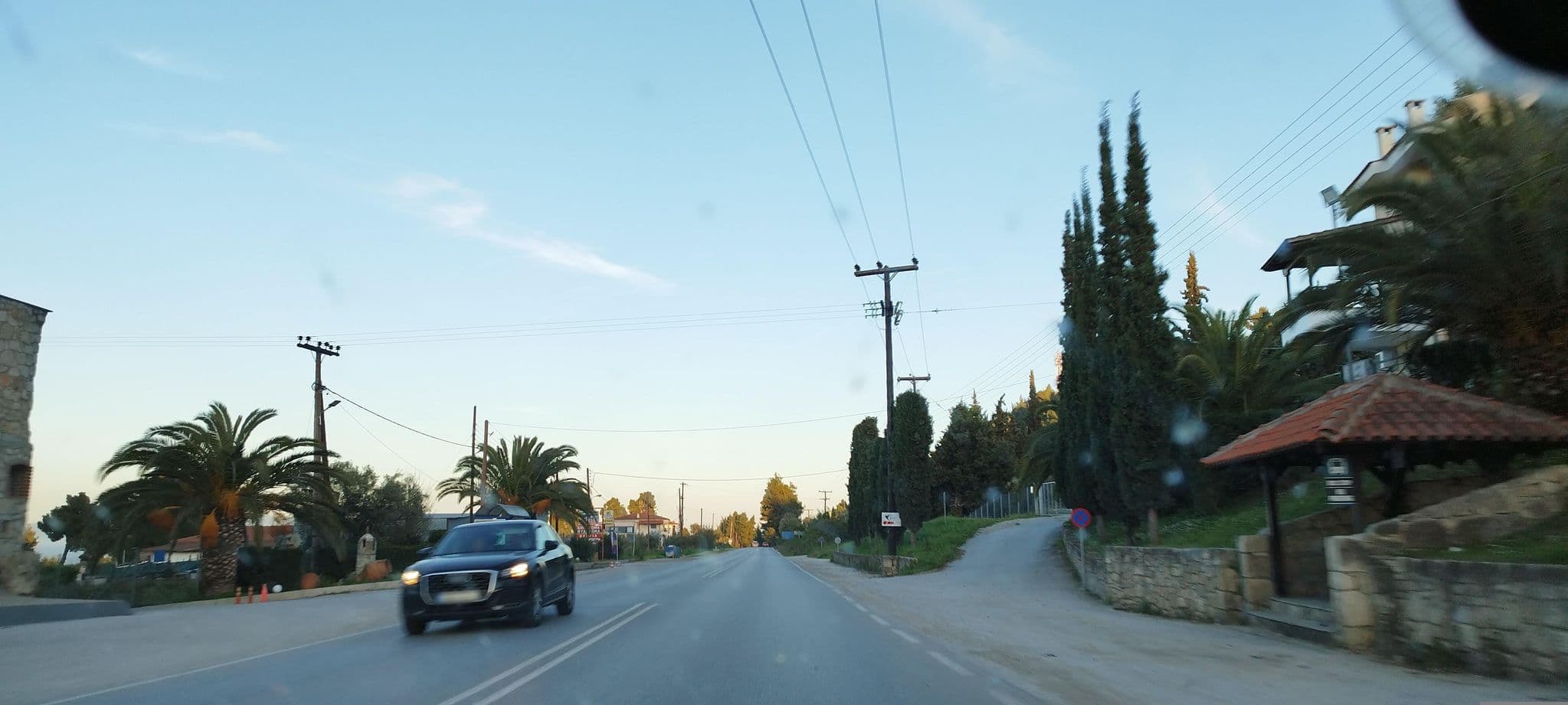 Street view near Kriopigi, Políkhronon — © neau (CC BY-SA · Mapillary)