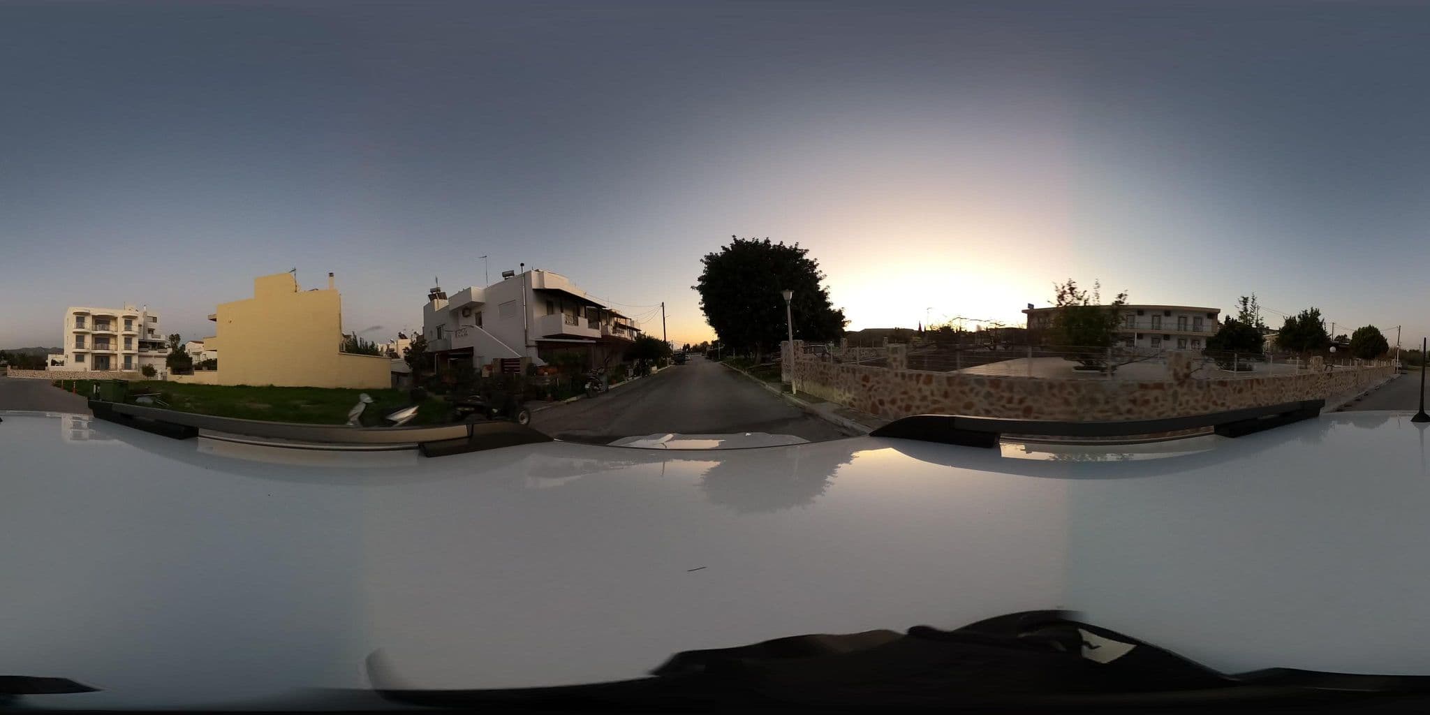 Street view near PARASCHOS STUDIOS, Kardámaina — © RoikosSA (CC BY-SA · Mapillary)