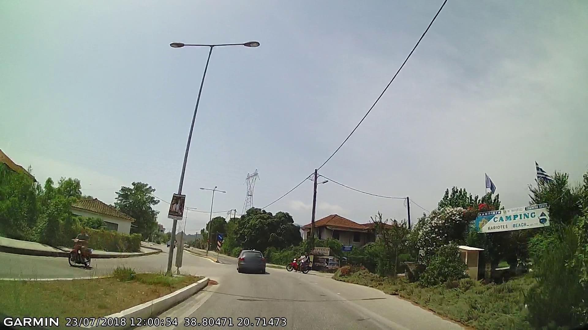 Street view near Camping Kariotes Beach, Lefkáda — © pppetros (CC BY-SA · Mapillary)