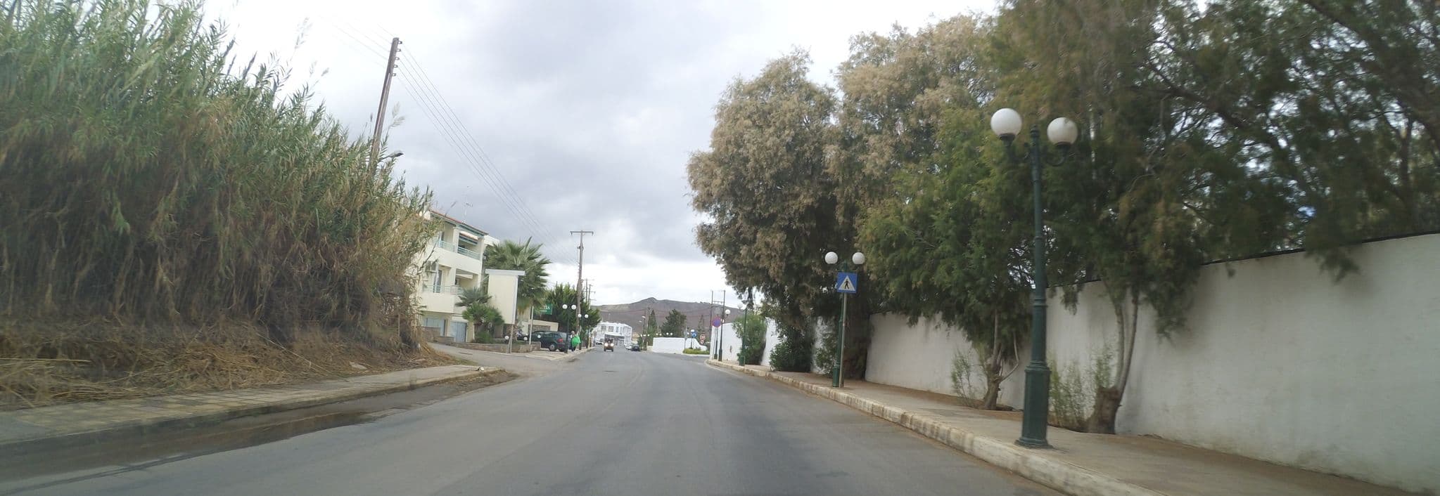 Street view near Knossos Beach Bungalows Suites Resort & Spa Crete, Kokkíni Cháni — © teddy73 (CC BY-SA · Mapillary)