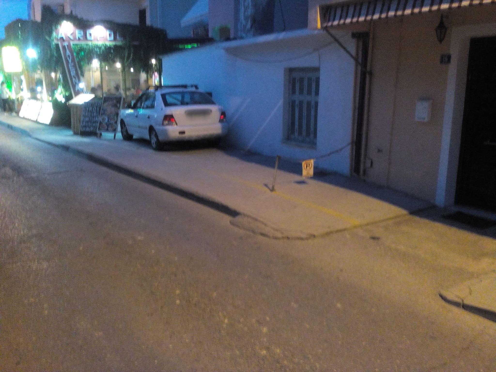 Street view near Michael Apartments, Rethymno