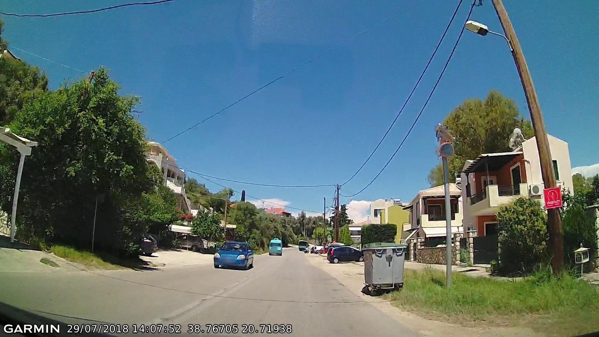 Street view near La Casa di Nonna, Nidhríon — © pppetros (CC BY-SA · Mapillary)