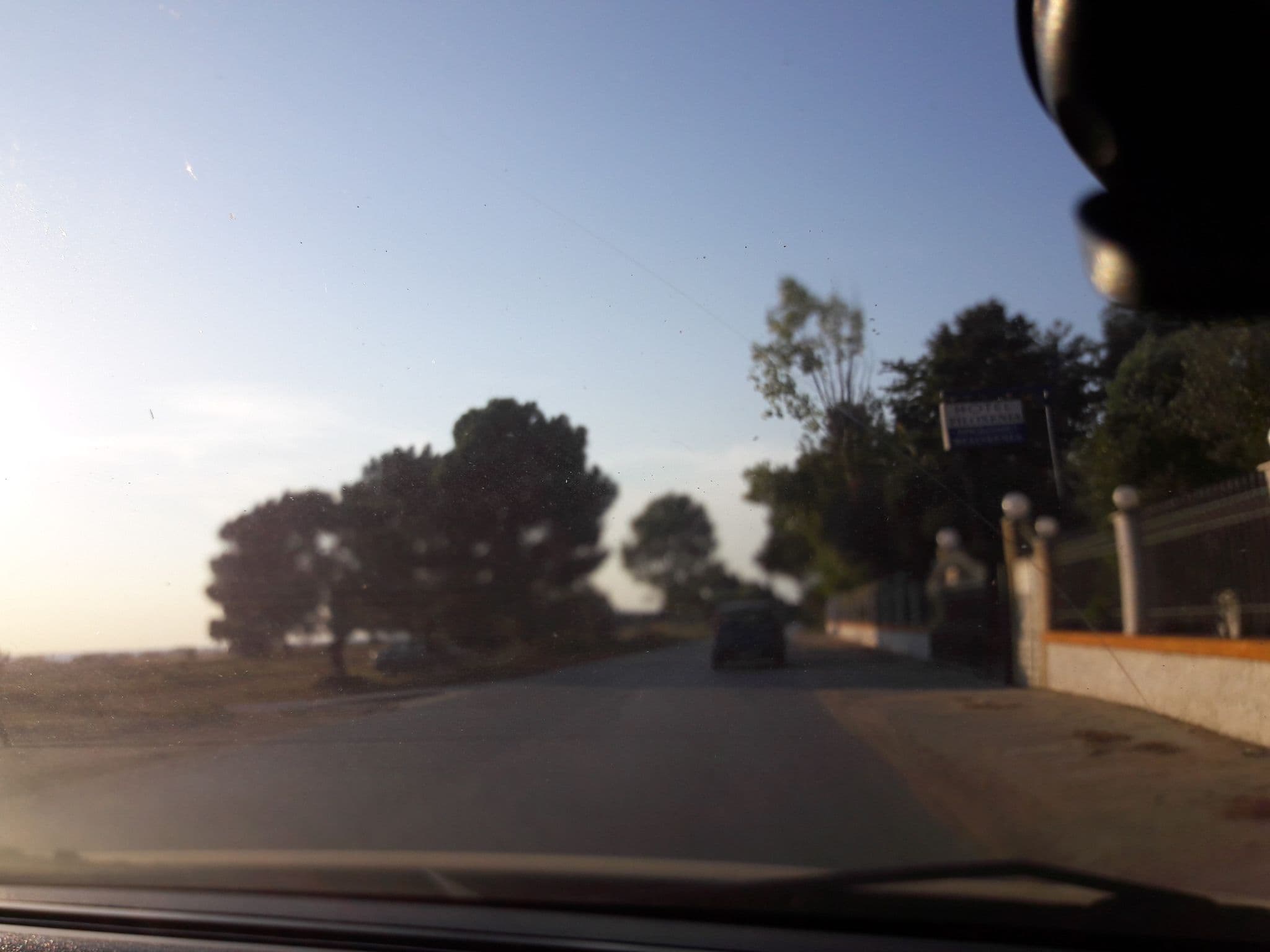 Street view near FILOXENIA, Néa Kallikráteia — © giannis (CC BY-SA · Mapillary)