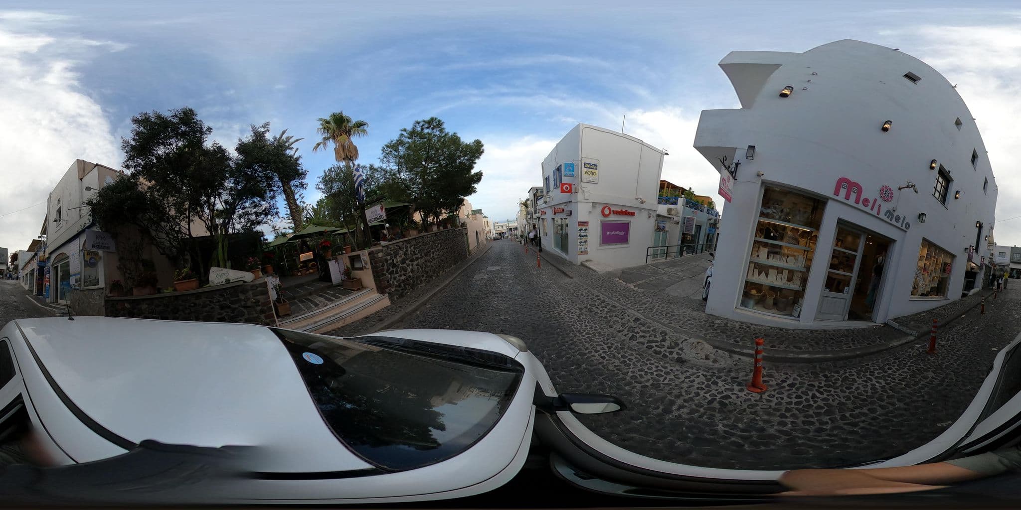 Street view near Platia Fira Luxury Rooms, Firá