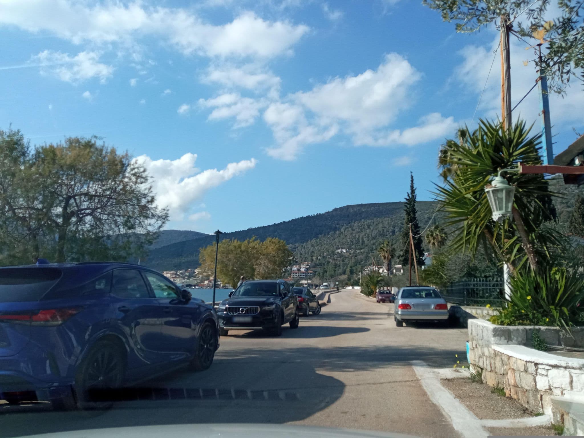 Street view near Celana, Sofikón — © George_210 (CC BY-SA · Mapillary)