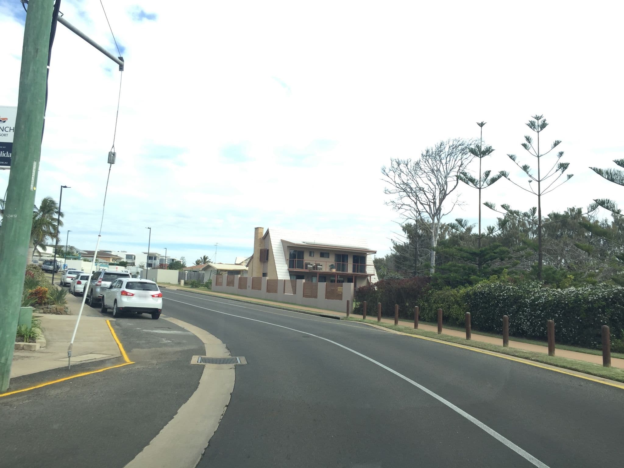 Street view near Don Pancho, Bargara — © vagrant42 (CC BY-SA · Mapillary)