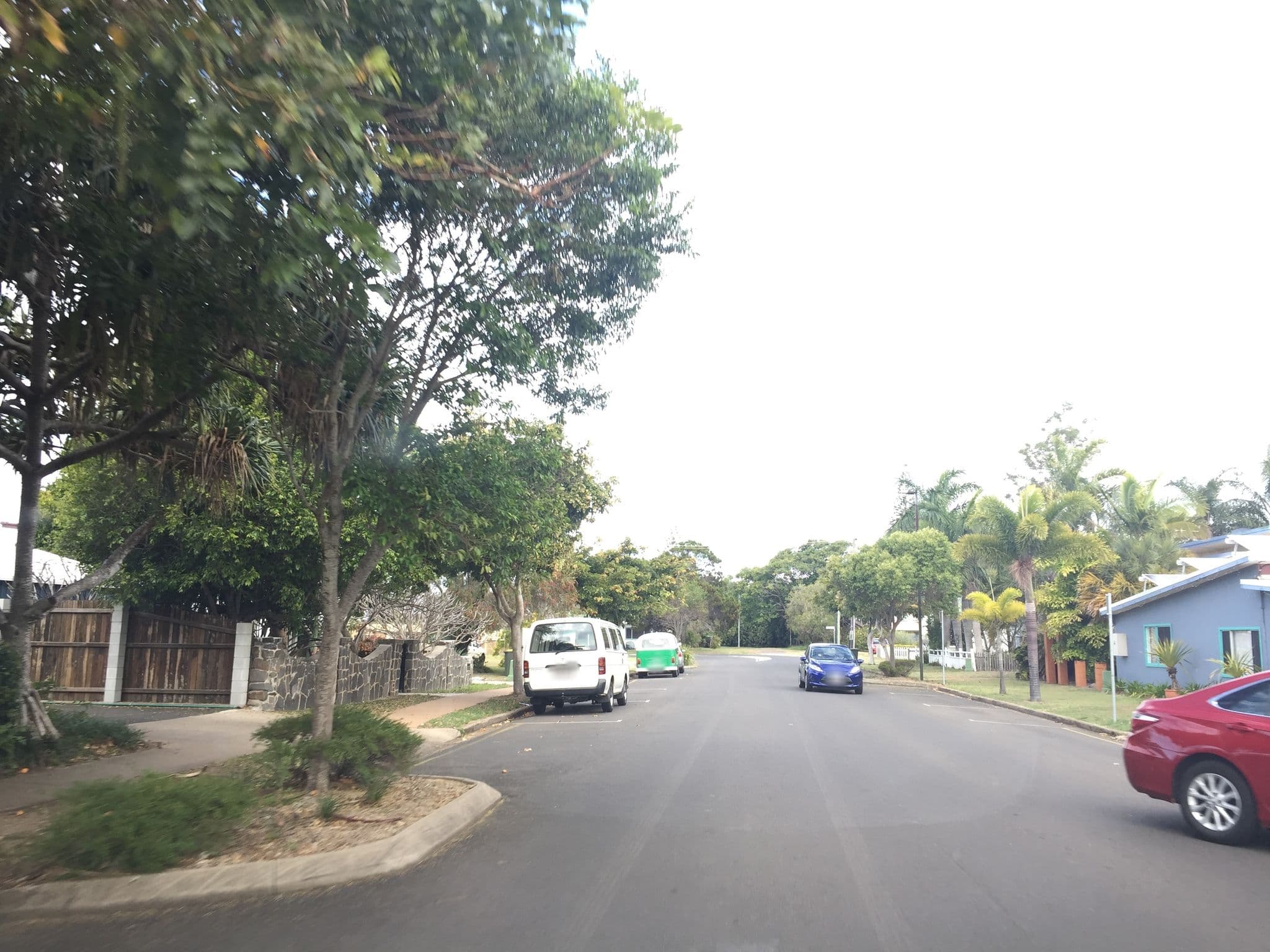 Street view near Bargara Gardens Motel, Bargara — © vagrant42 (CC BY-SA · Mapillary)