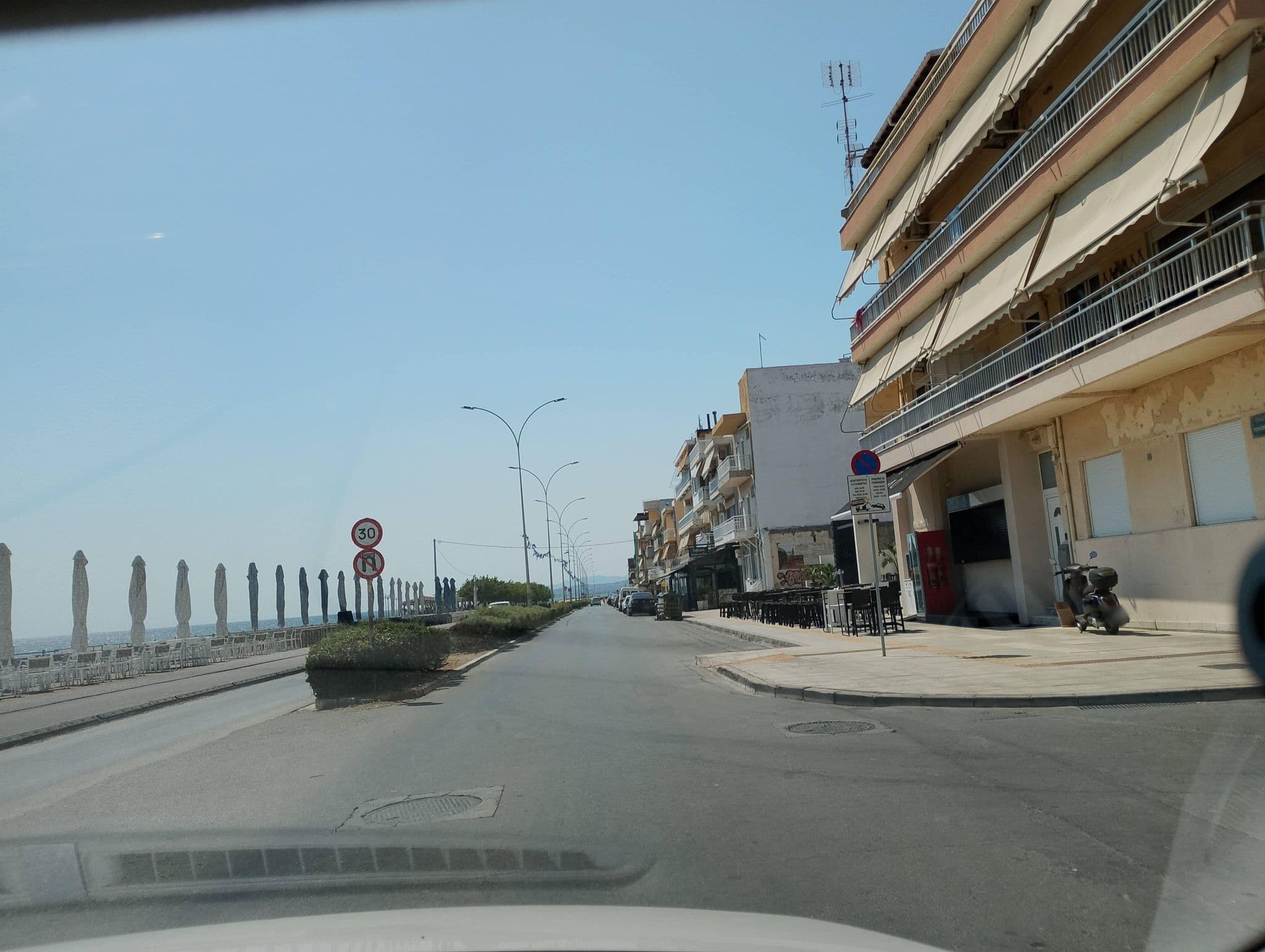 Street view near Hotel Alkyon, Alexandroupoli — © George_210 (CC BY-SA · Mapillary)