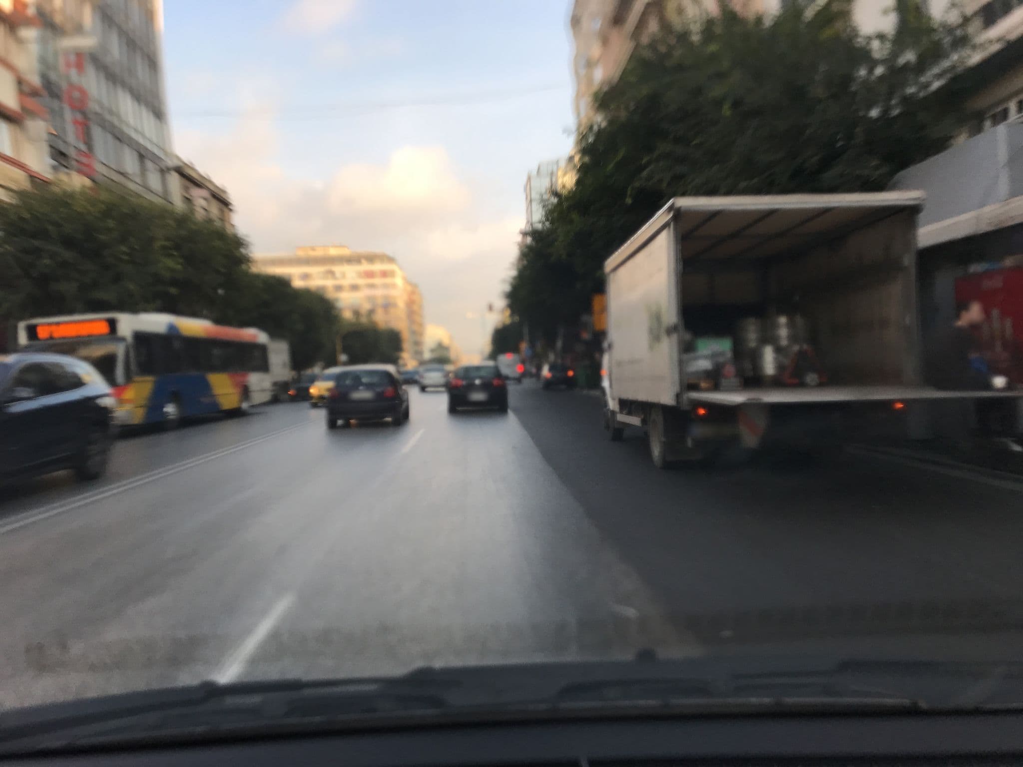 Street view near Minerva Premier, Thessaloníki — © xaris1980 (CC BY-SA · Mapillary)