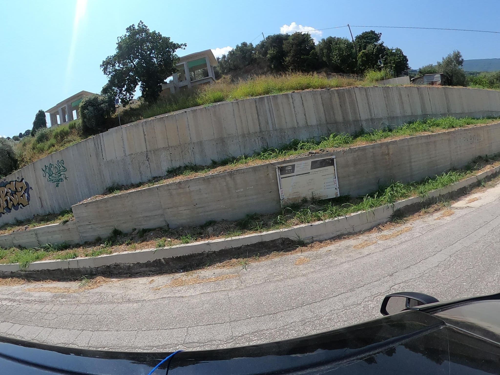 Street view near Kallia Suites, Zagorá — © geraki (CC BY-SA · Mapillary)