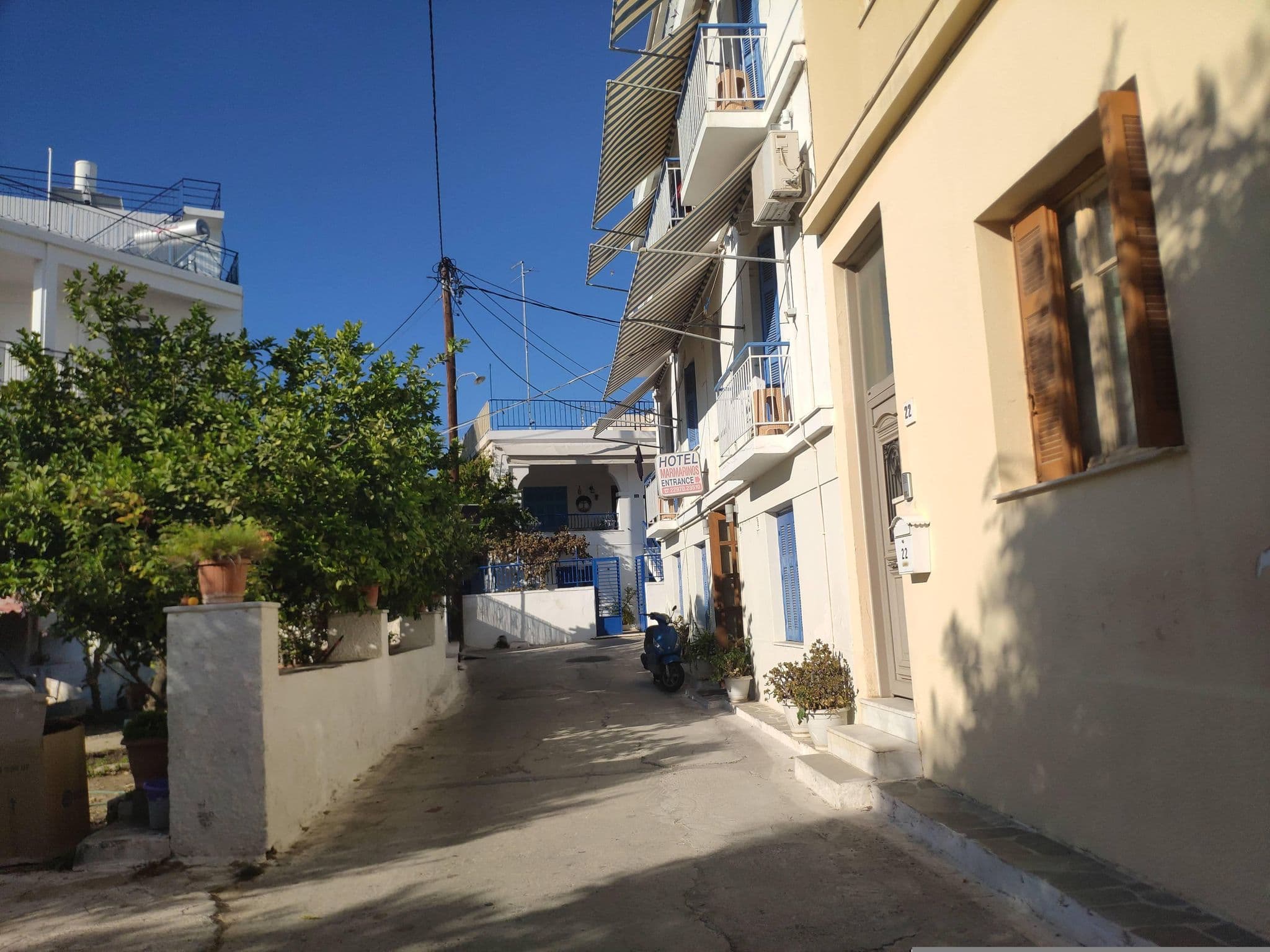 Street view near Aftodite, Aegina — © pppetros (CC BY-SA · Mapillary)