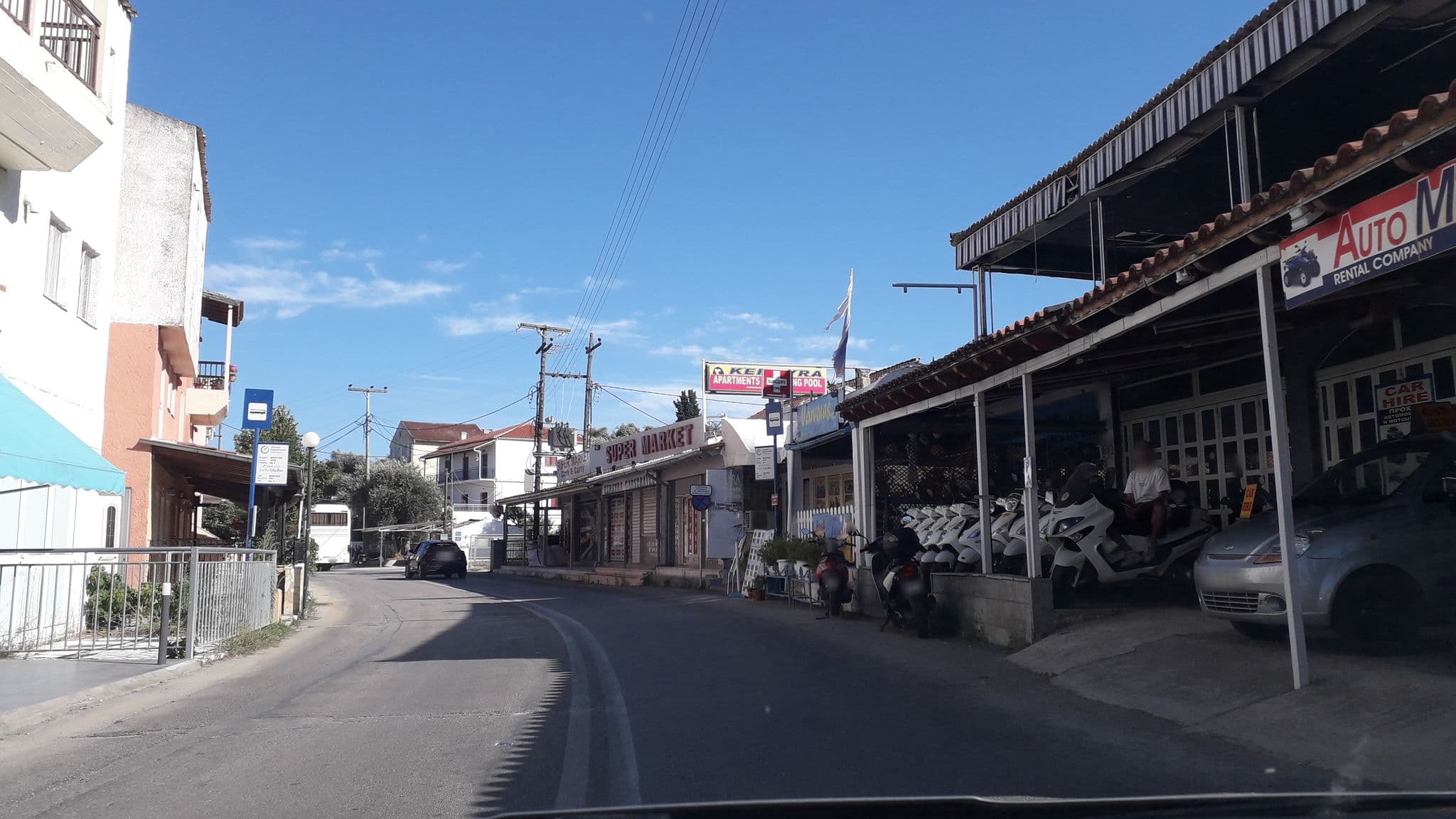 Street view near Voula Studios, Kynopiástes — © dli (CC BY-SA · Mapillary)