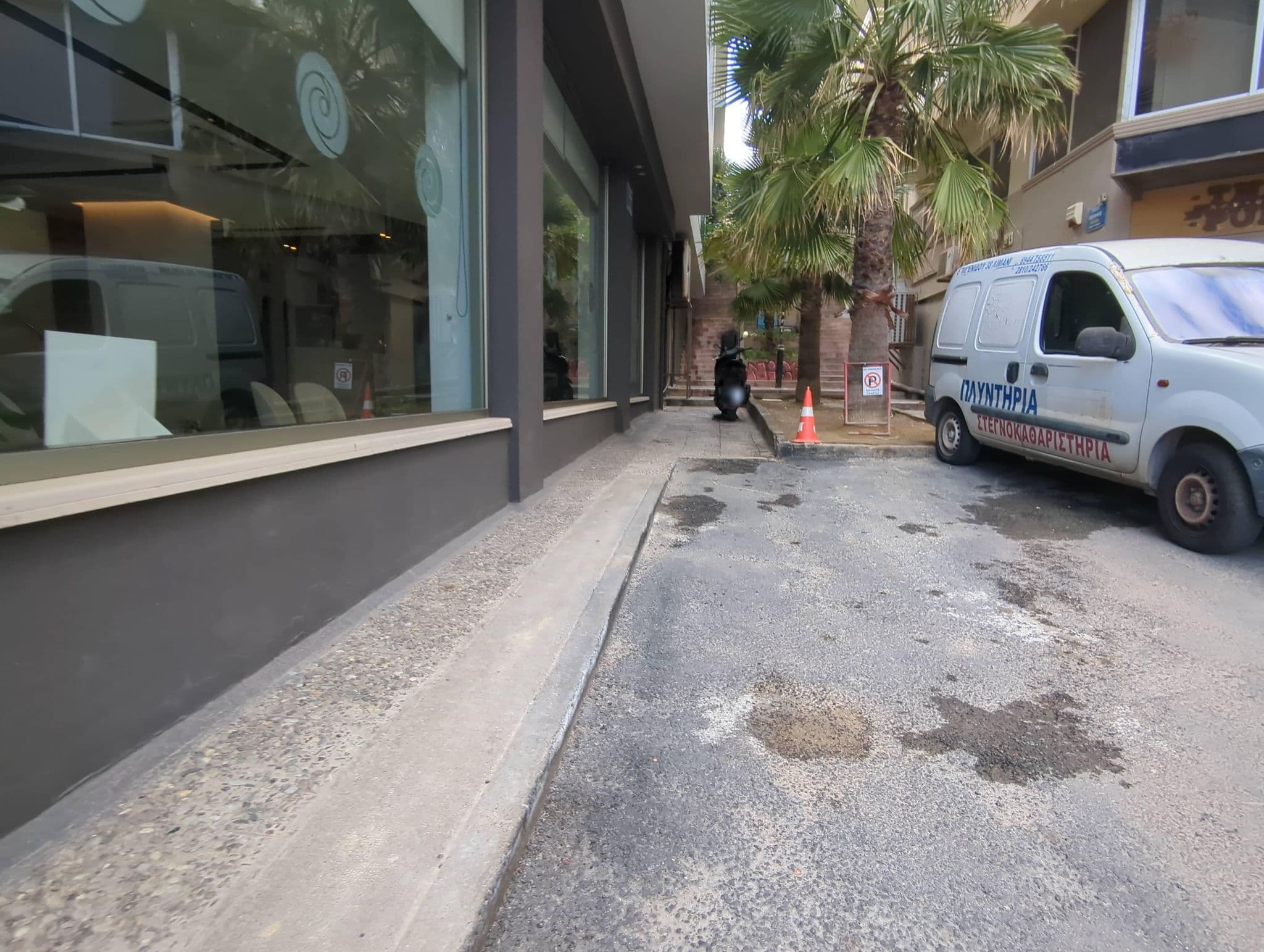 Street view near Hotel Lato Boutique, Irákleion — © miguel_andrade (CC BY-SA · Mapillary)