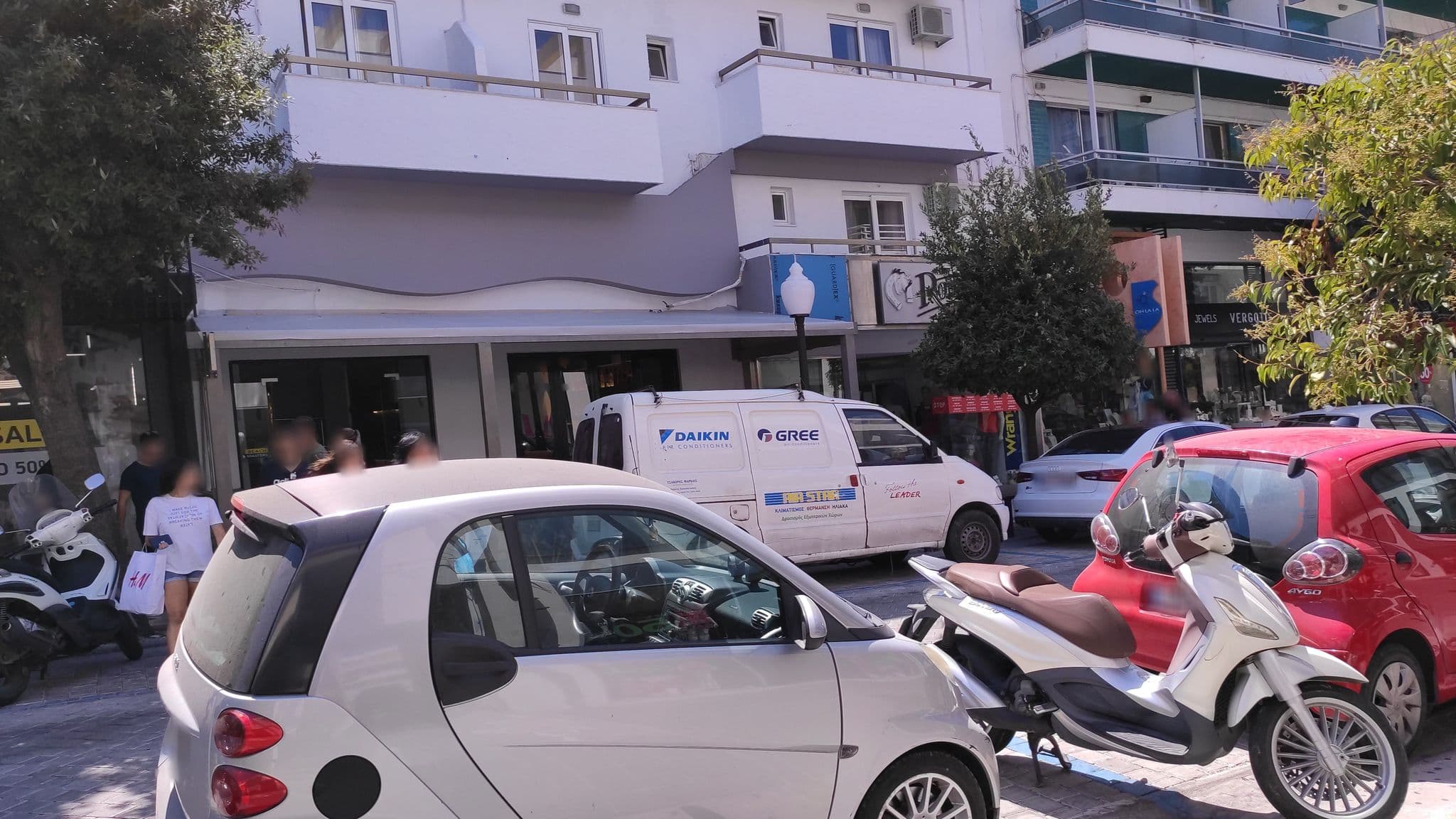 Street view near Essence Downtown Suites, Ródos — © osm1012 (CC BY-SA · Mapillary)