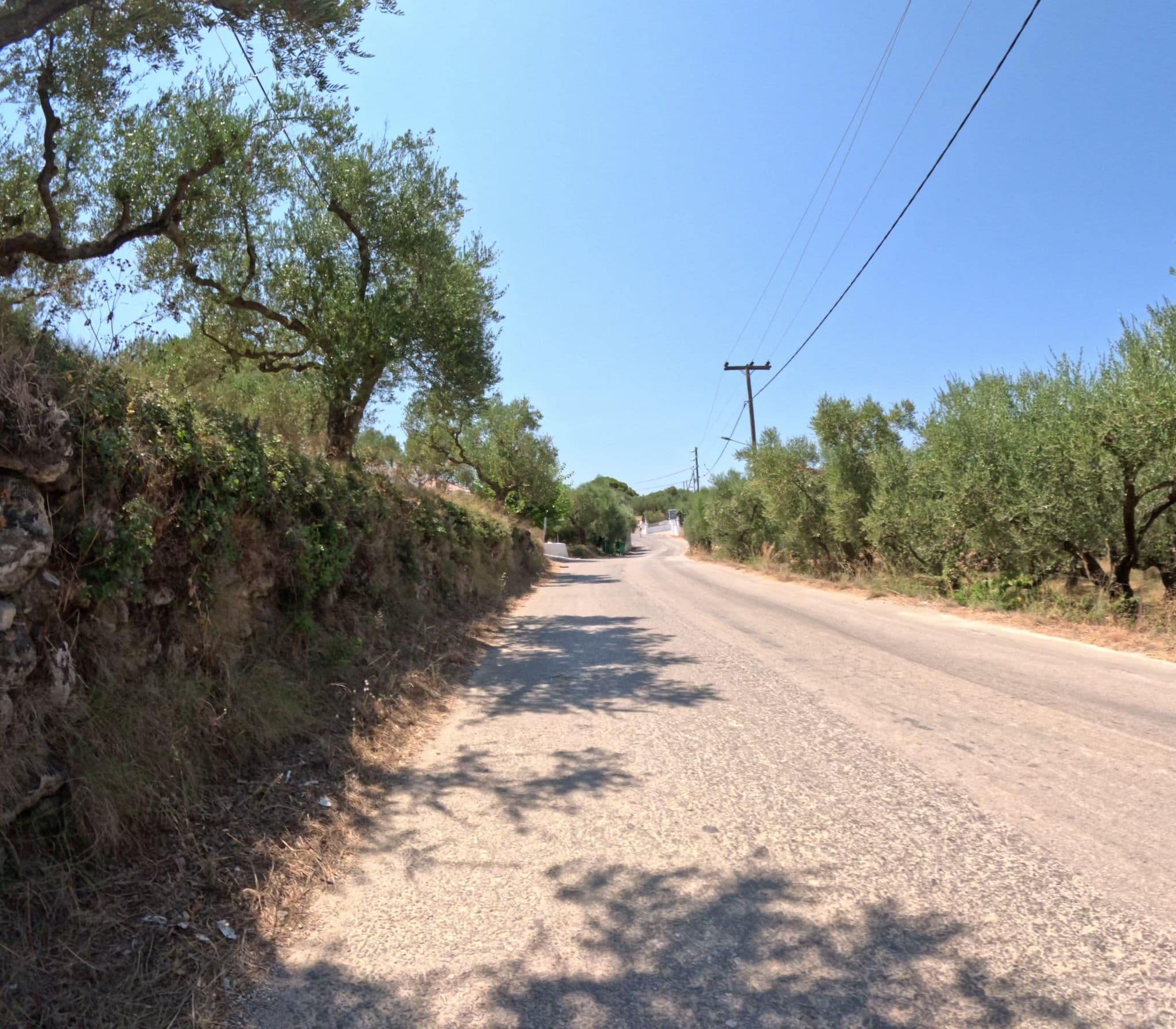 Street view near Julia Studios, Katastárion — © krzyk (CC BY-SA · Mapillary)