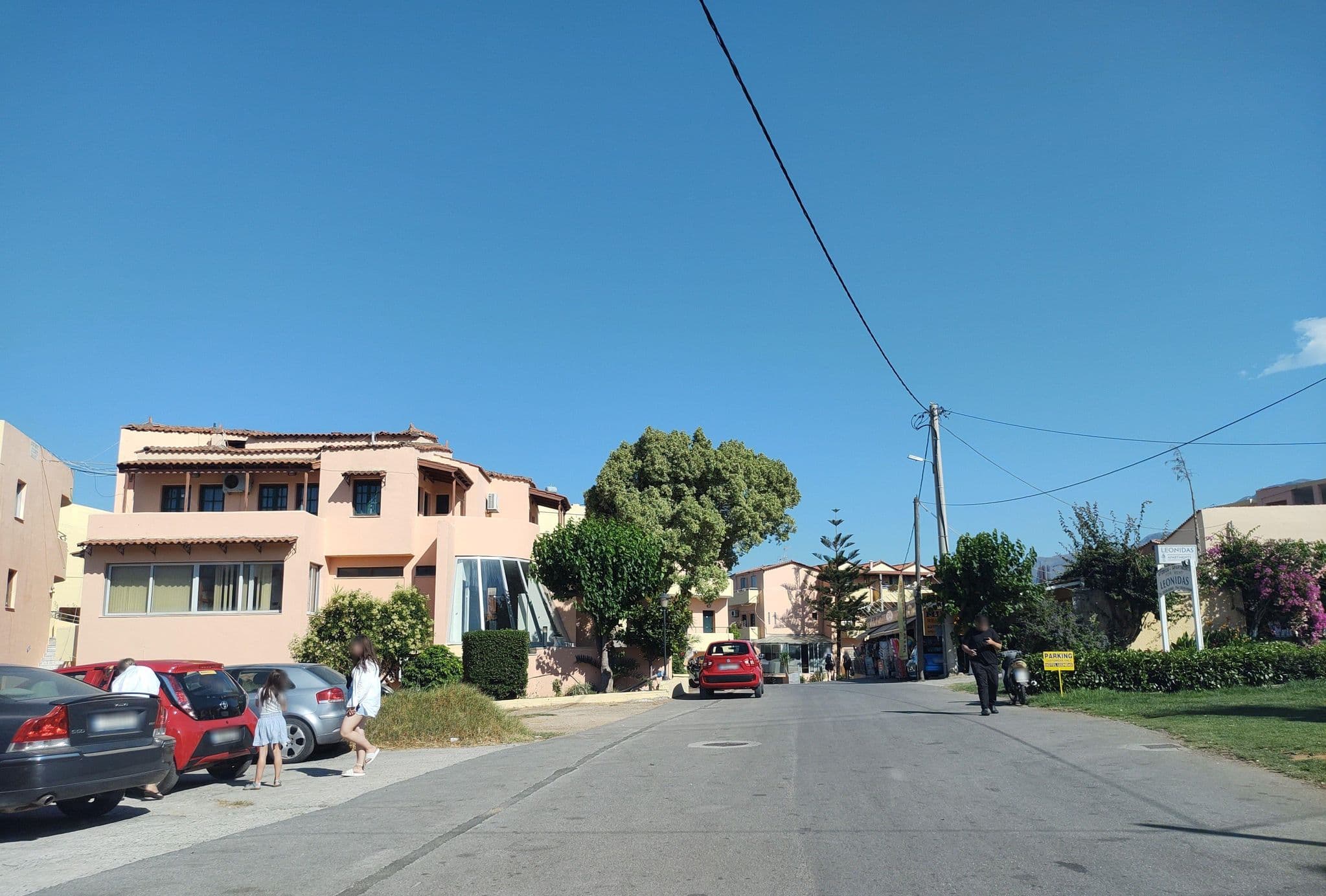Street view near Leonidas Apartments, Georgioupolis