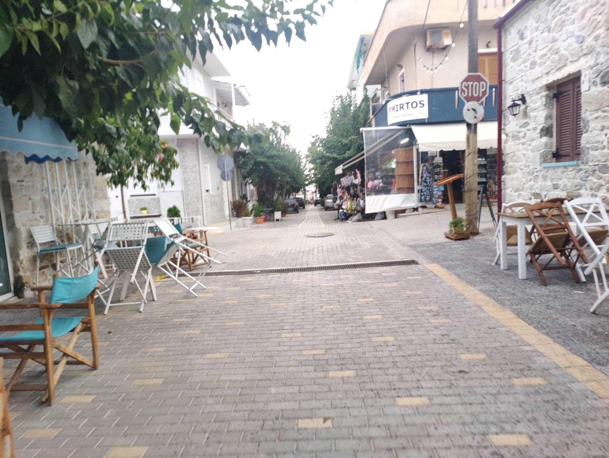 Street view near casa myrtessa (mario), Néa Anatolí — © pelgrim (CC BY-SA · Mapillary)