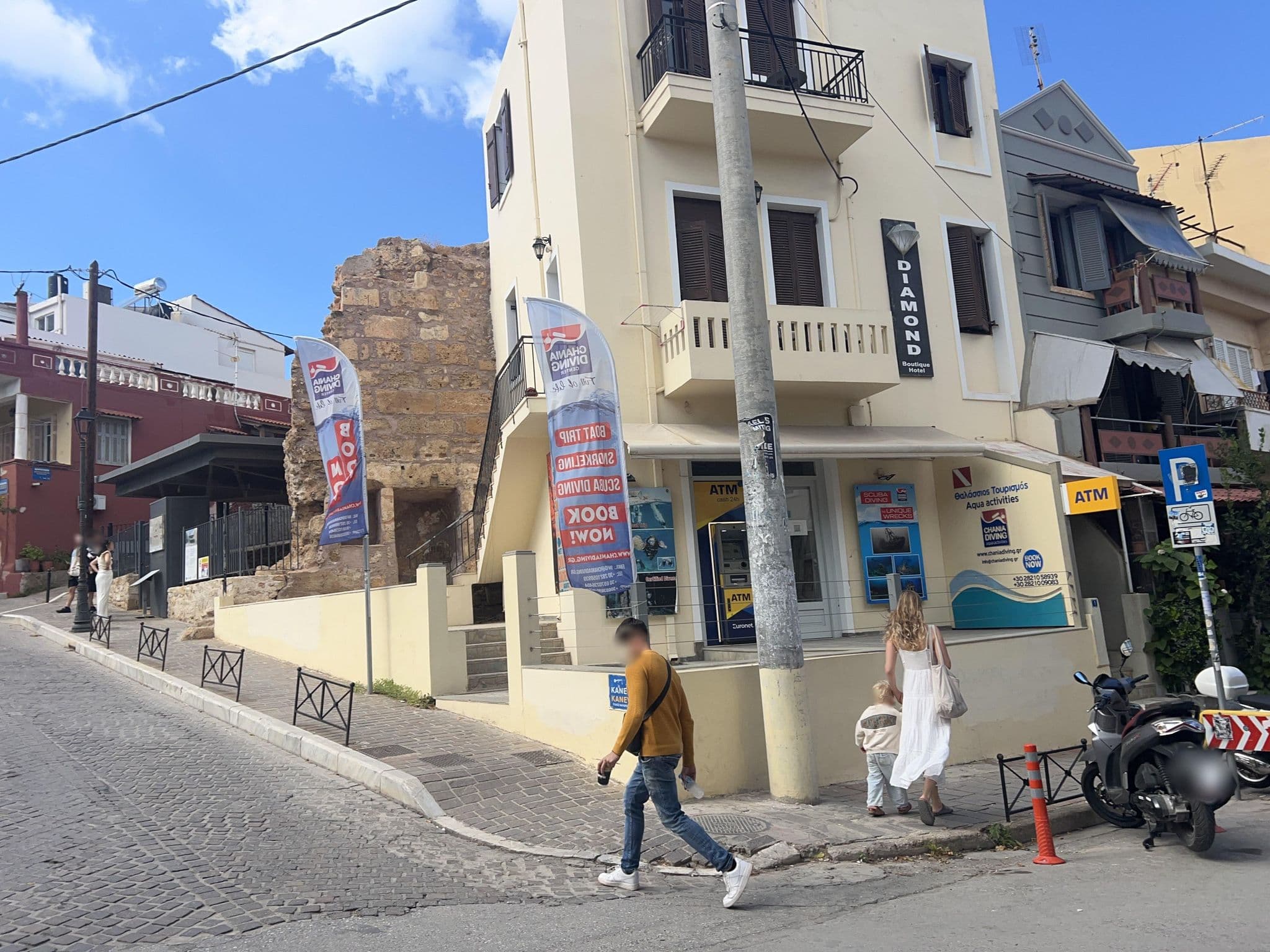 Street view near Casa Kasteli, Chaniá — © igorzo (CC BY-SA · Mapillary)