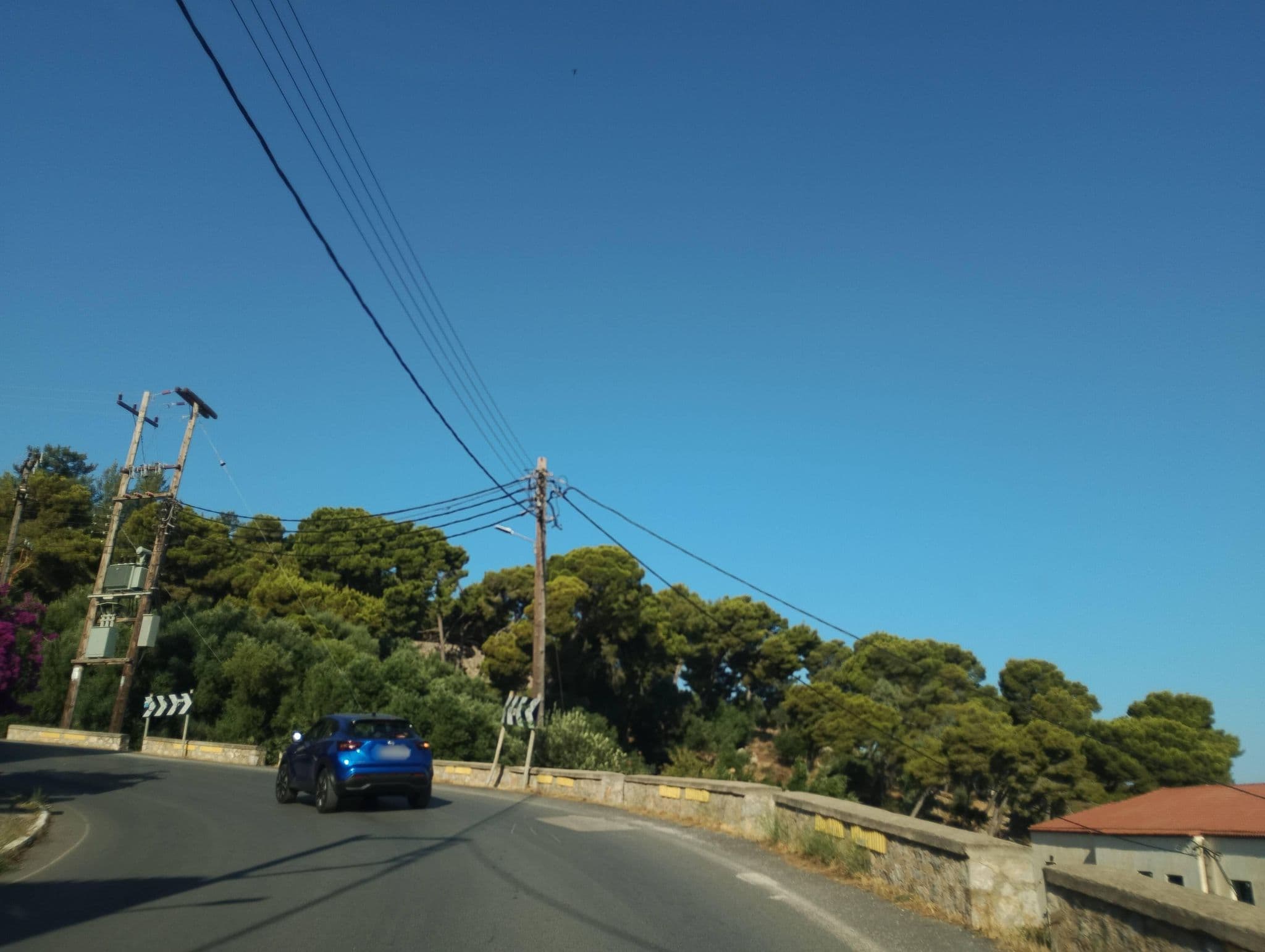 Street view near Nikos Bay, Pýlos — © George_210 (CC BY-SA · Mapillary)