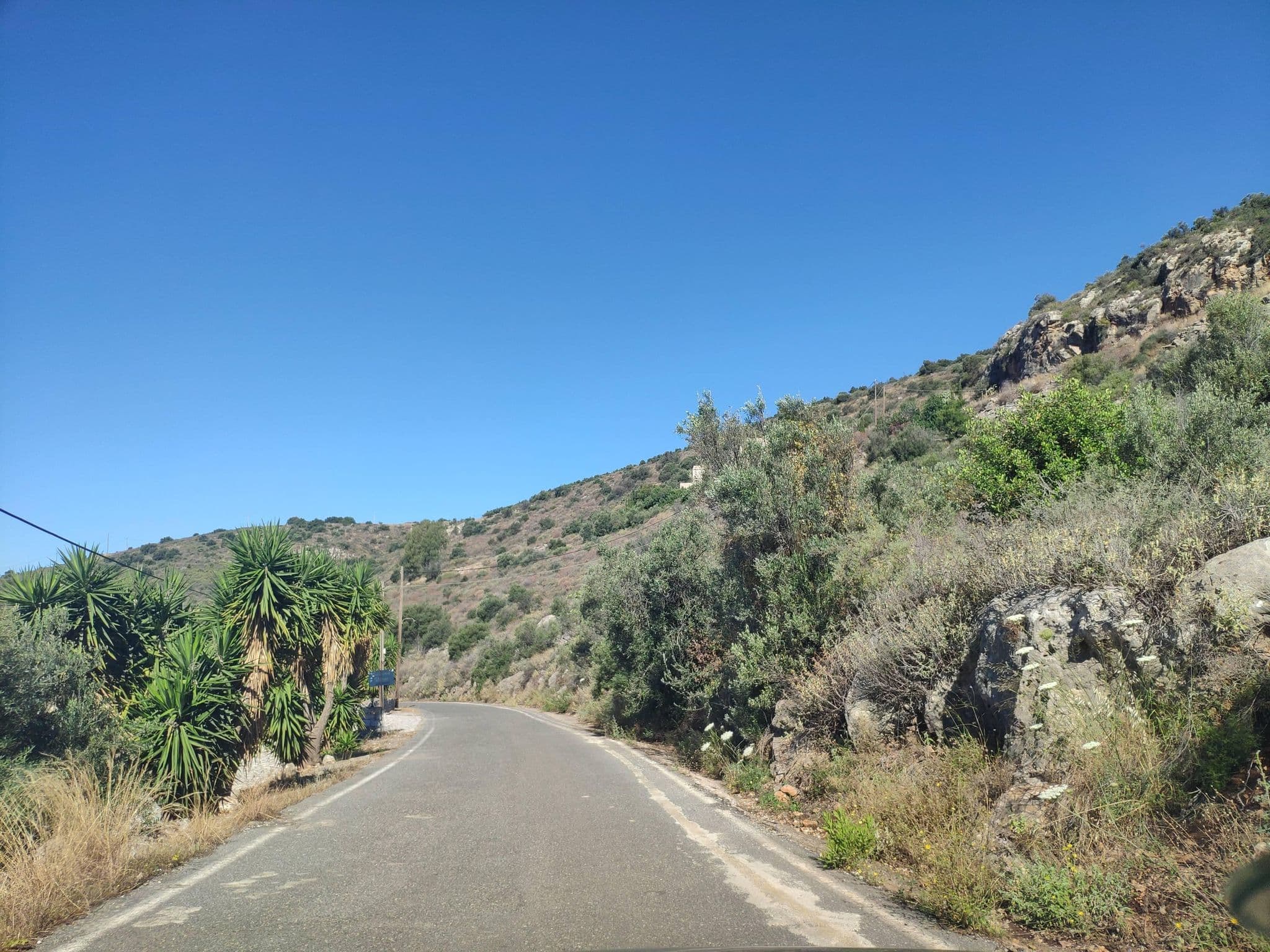 Street view near Selana View, Oítilon — © pppetros (CC BY-SA · Mapillary)
