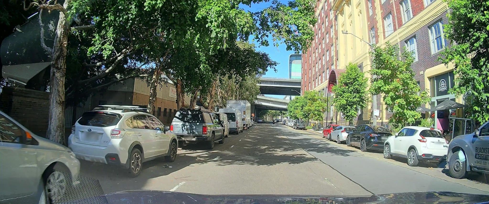 Street view near Goldsborough Apartment Hotel, Ultimo — © maxim752 (CC BY-SA · Mapillary)