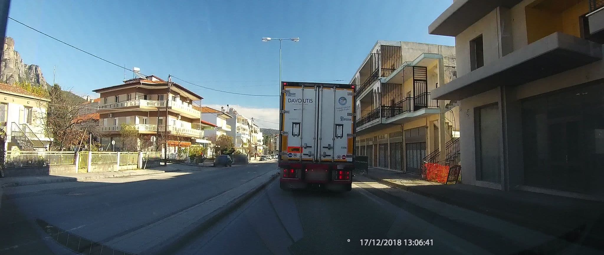 Street view near Meteora Sunshine Studio, Kalampáka — © healixx (CC BY-SA · Mapillary)