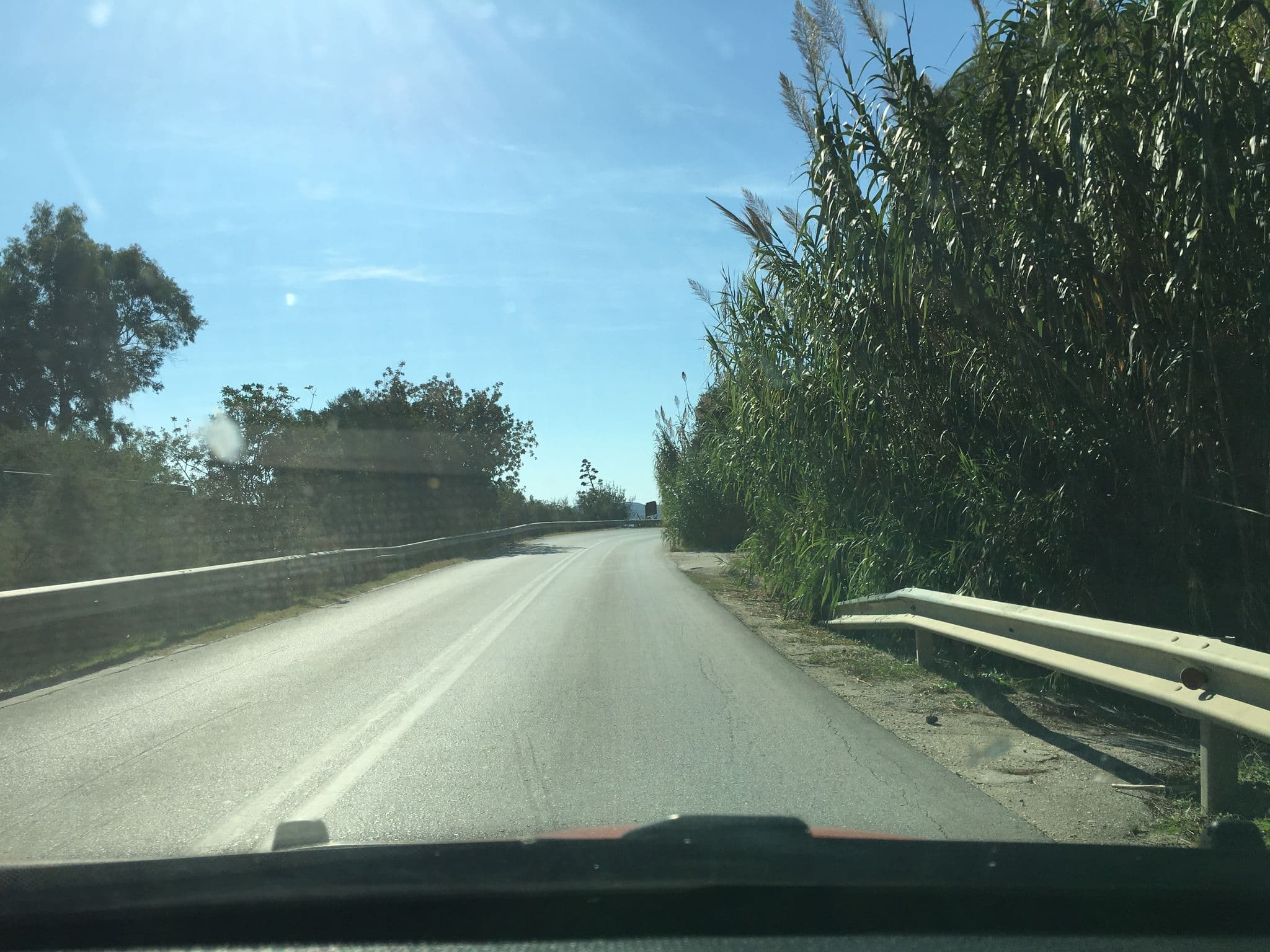 Street view near Eagles Palace, Néa Róda — © noel (CC BY-SA · Mapillary)