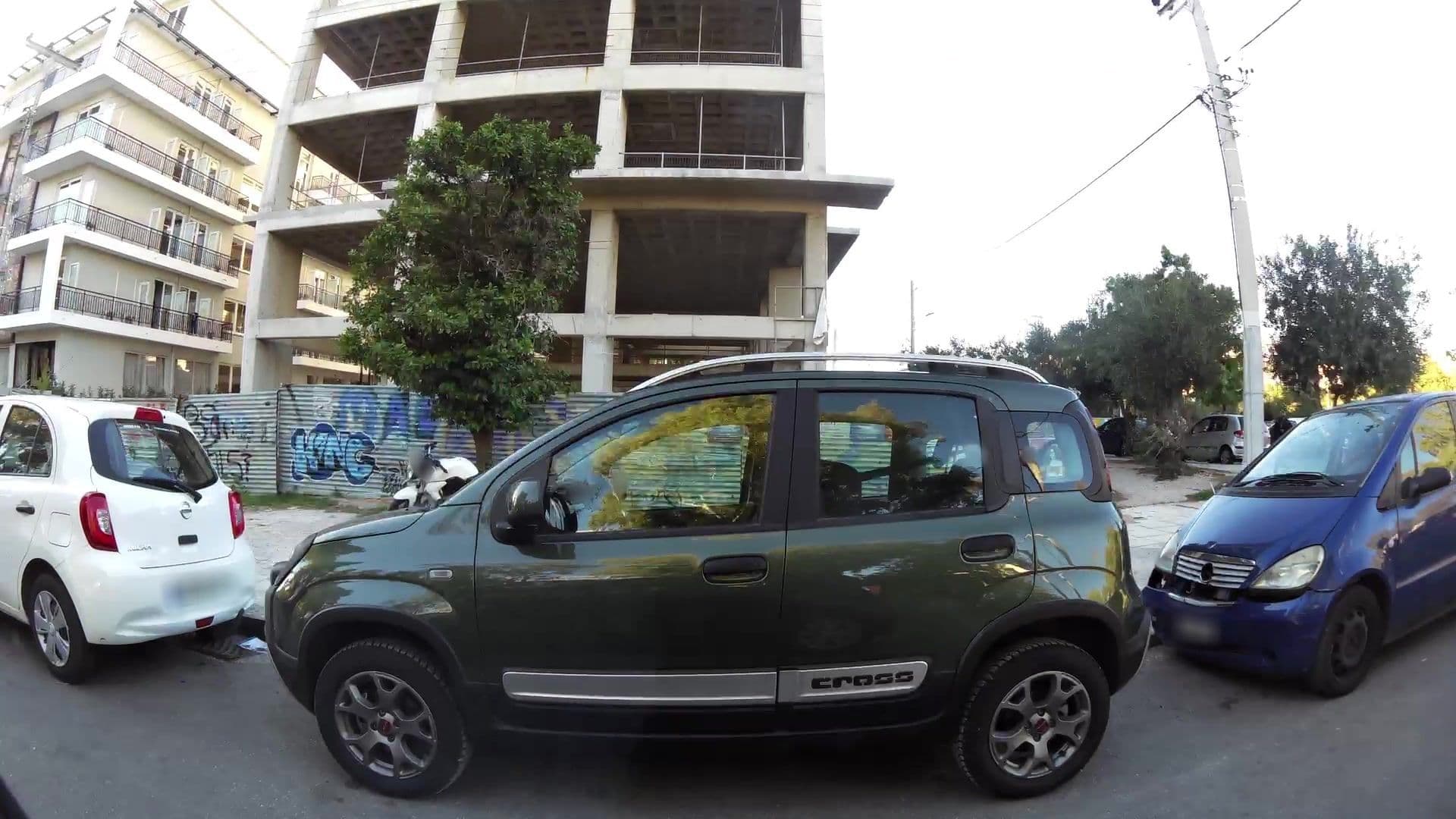 Street view near Athens Coast, Glyfáda — © kaartcam (CC BY-SA · Mapillary)