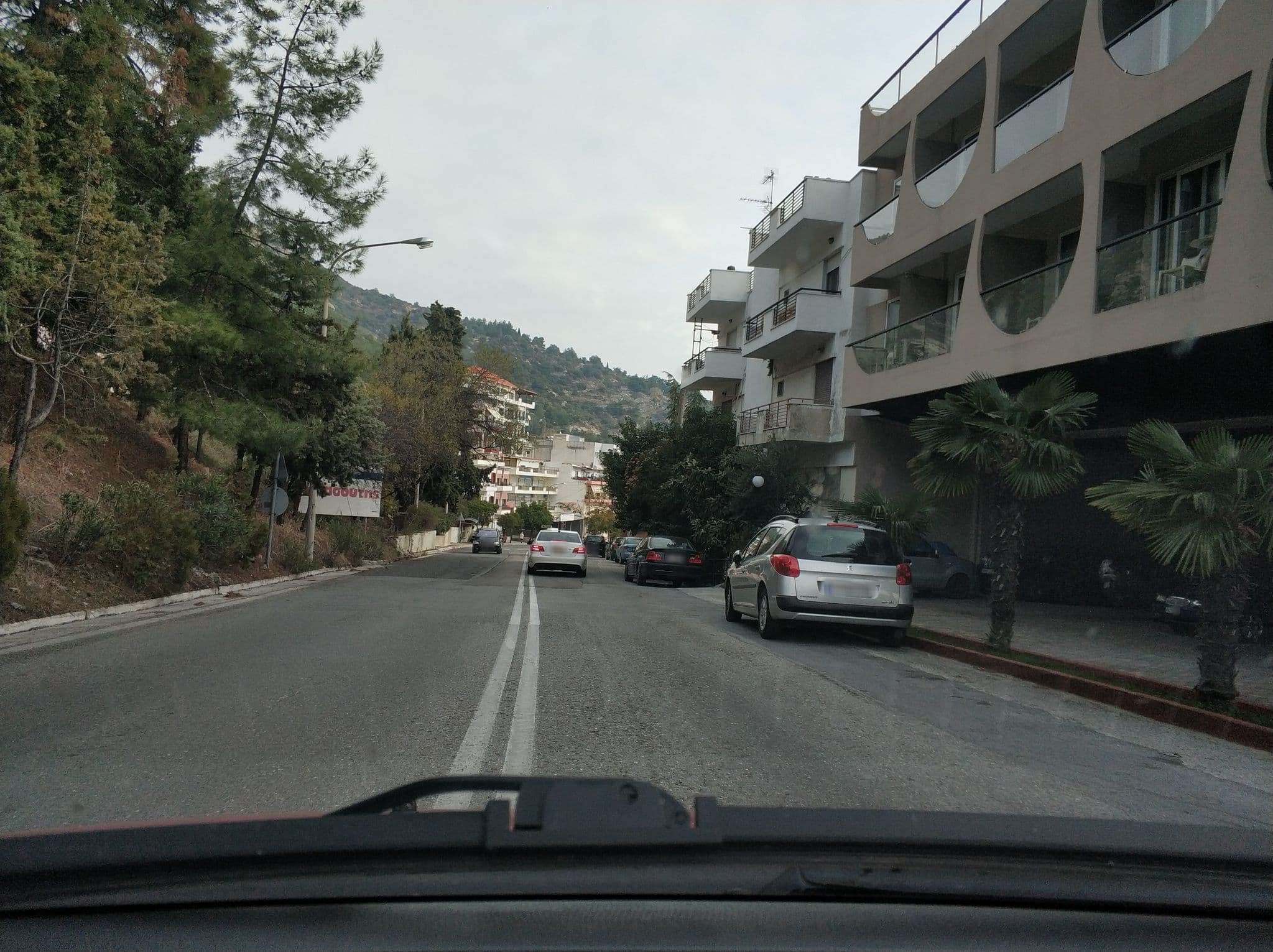 Street view near Hotel Egnatia, Kavála — © nestoras (CC BY-SA · Mapillary)