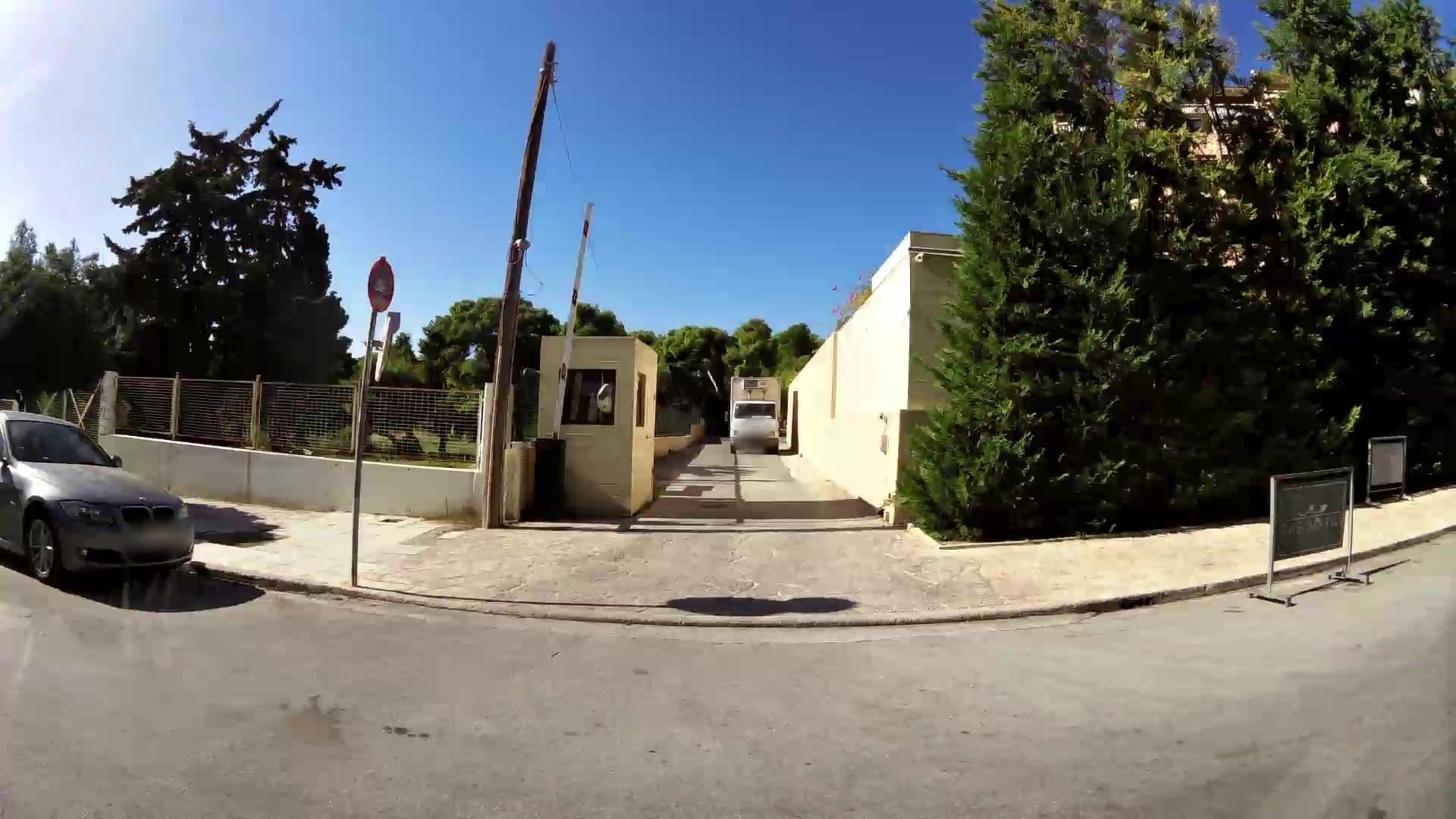 Street view near The Margi, Vouliagméni — © kaartcam (CC BY-SA · Mapillary)