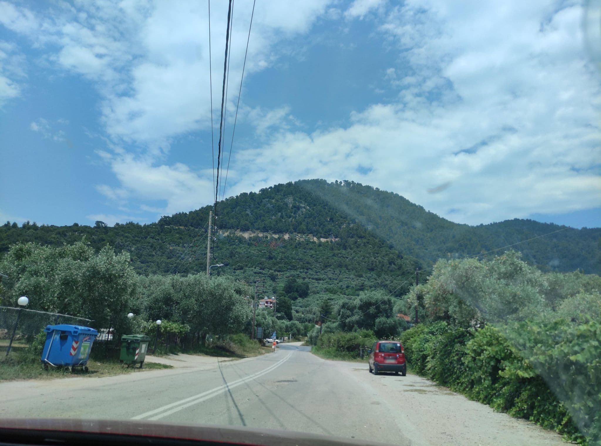 Street view near Escape, Potamiá — © neau (CC BY-SA · Mapillary)