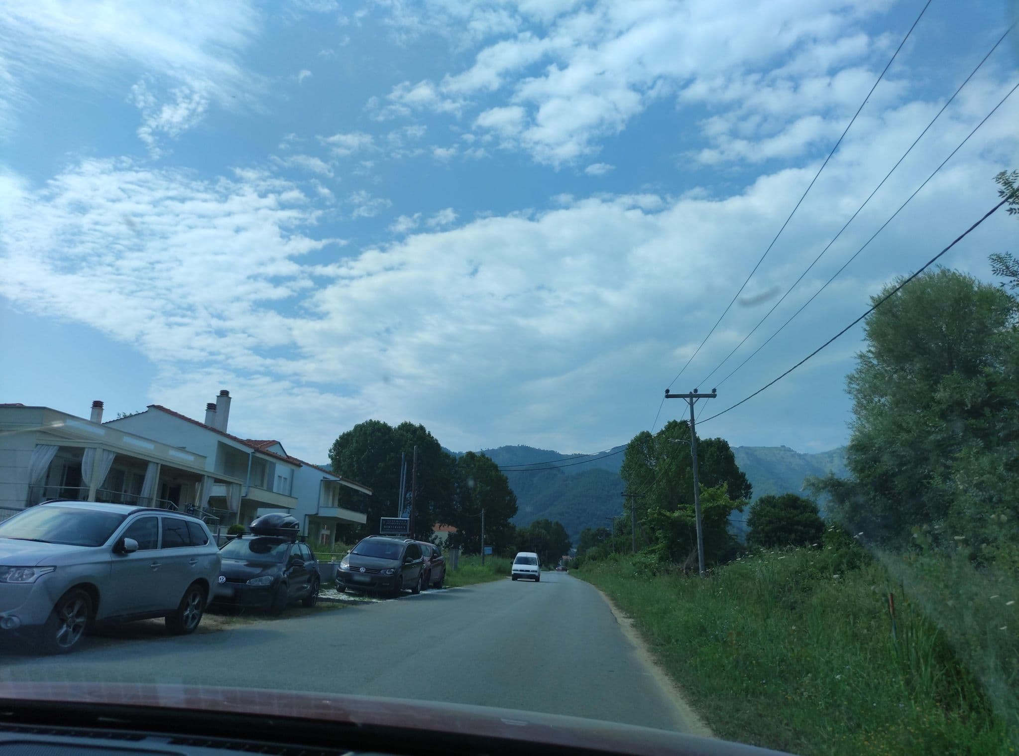 Street view near Appartments Dimitrious, Potamiá — © neau (CC BY-SA · Mapillary)