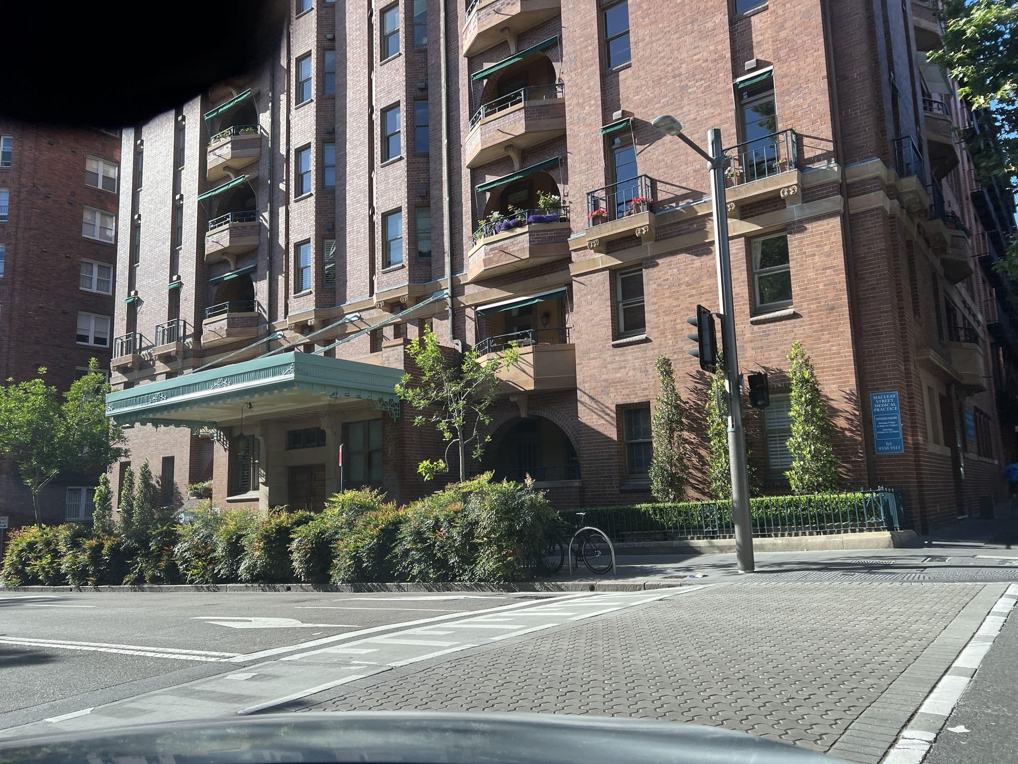 Street view near PodBed Backpacker Accommodation, Elizabeth Bay — © jlstudio (CC BY-SA · Mapillary)