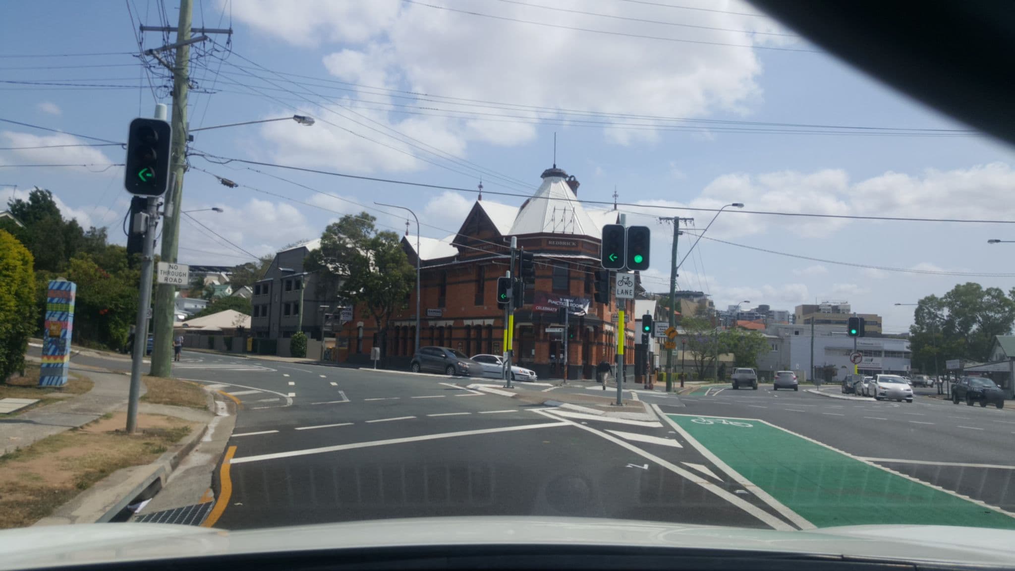 Street view near Childhood Cancer Support, Dutton Park — © brackone (CC BY-SA · Mapillary)