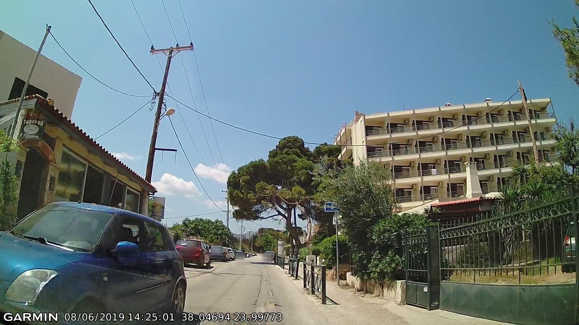 Street view near Mati, Neos Voutzás — © pppetros (CC BY-SA · Mapillary)