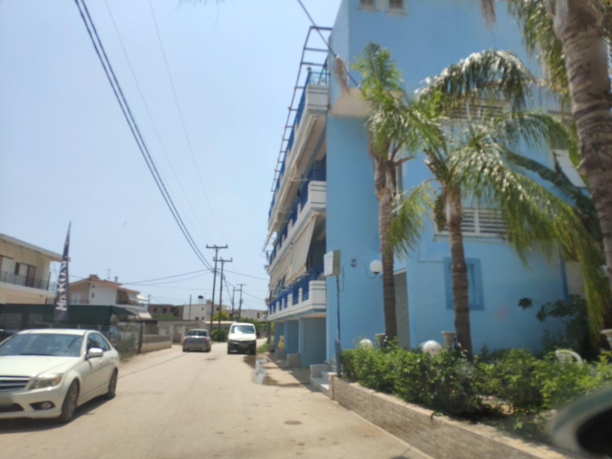 Street view near La Fontaine, Drépanon — © pppetros (CC BY-SA · Mapillary)