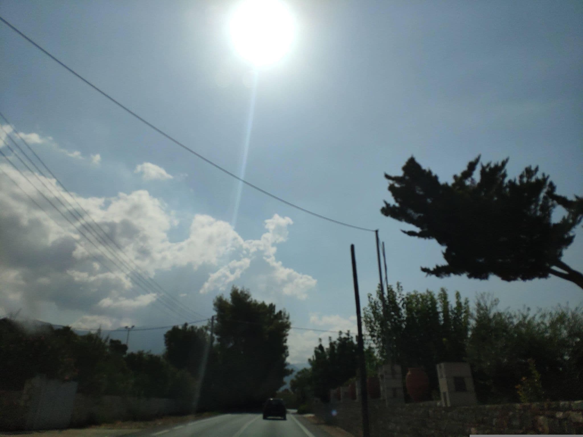 Street view near Sunset Apartments, Oítilon — © pppetros (CC BY-SA · Mapillary)