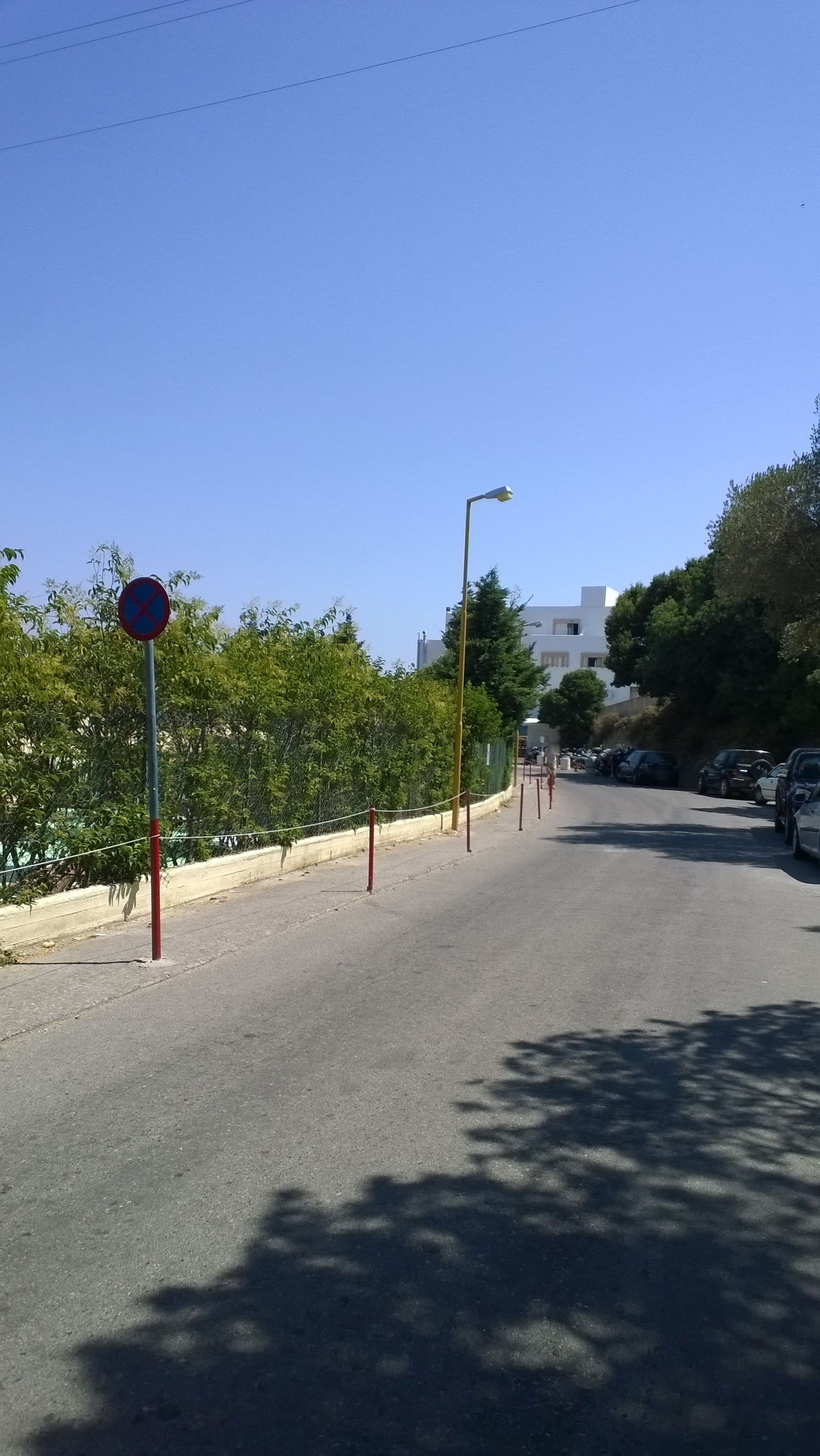 Street view near Romantza Mare Hotel, Koskinoù — © sevar (CC BY-SA · Mapillary)