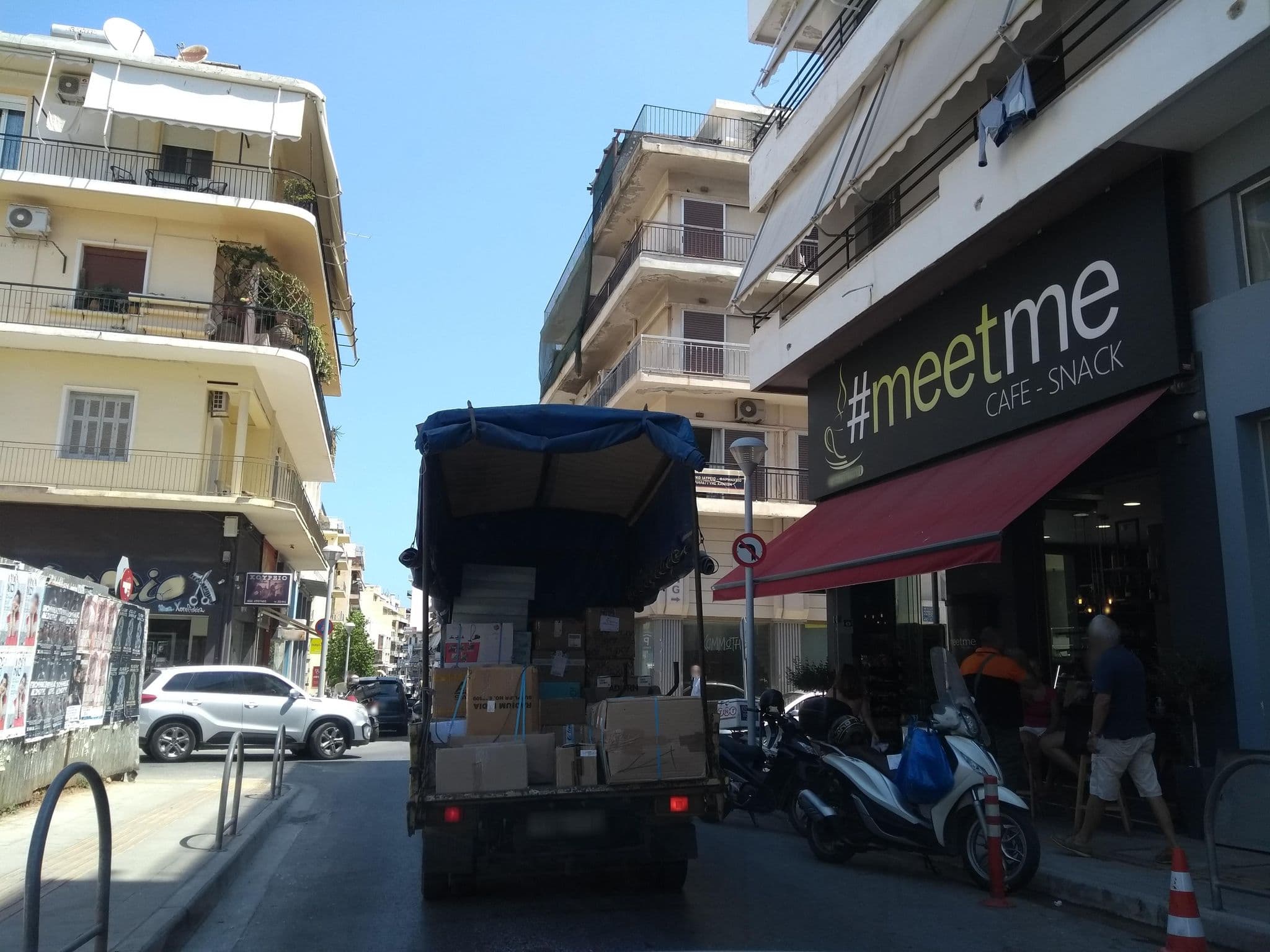Street view near M City Hotel, Chaniá — © thetornado76 (CC BY-SA · Mapillary)