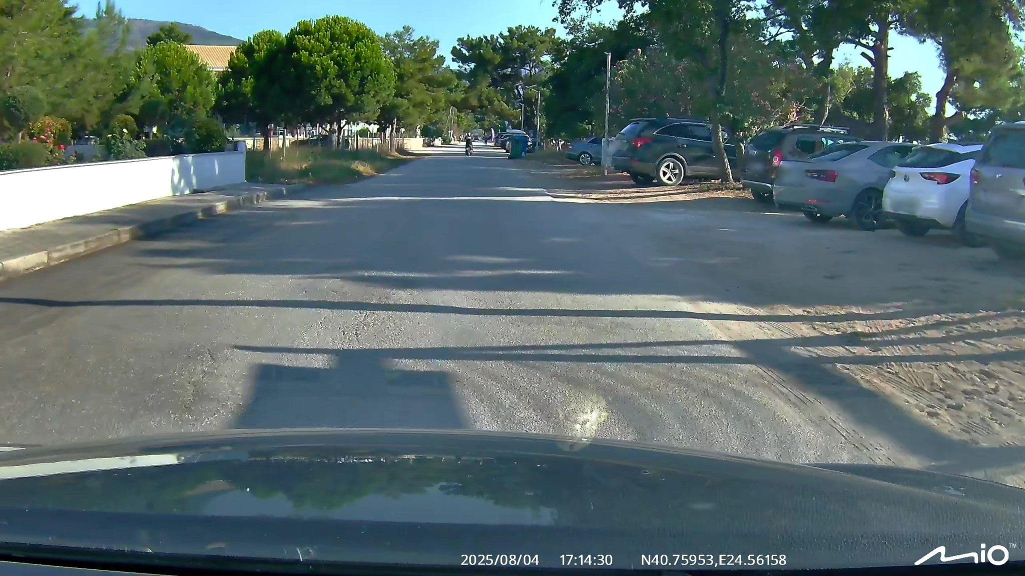 Street view near Thasos Blue Apartments, Prínos — © puky (CC BY-SA · Mapillary)