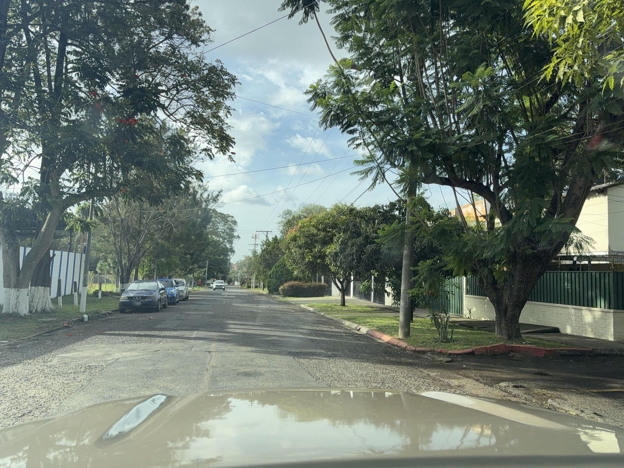 Street view near B&B Ajb'e, Santa Catarina Pinula — © chduarte (CC BY-SA · Mapillary)