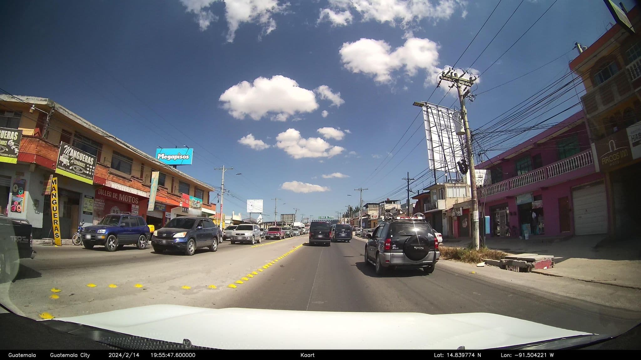 Street view near Hotel Arcos Inn, Quetzaltenango — © kaart_2 (CC BY-SA · Mapillary)