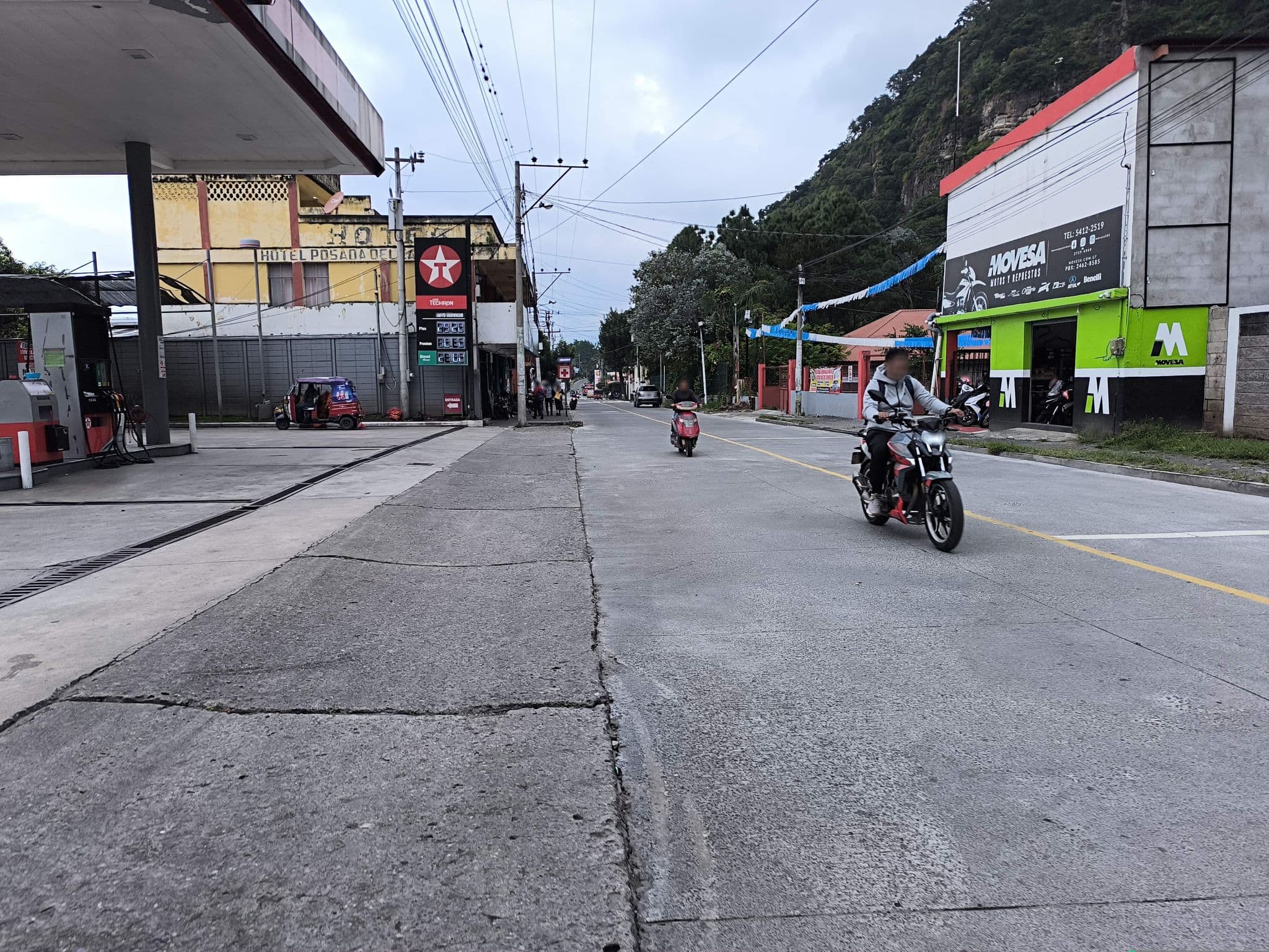 Street view near Hotel Nimbo, Panajachel — © garcia_daos (CC BY-SA · Mapillary)